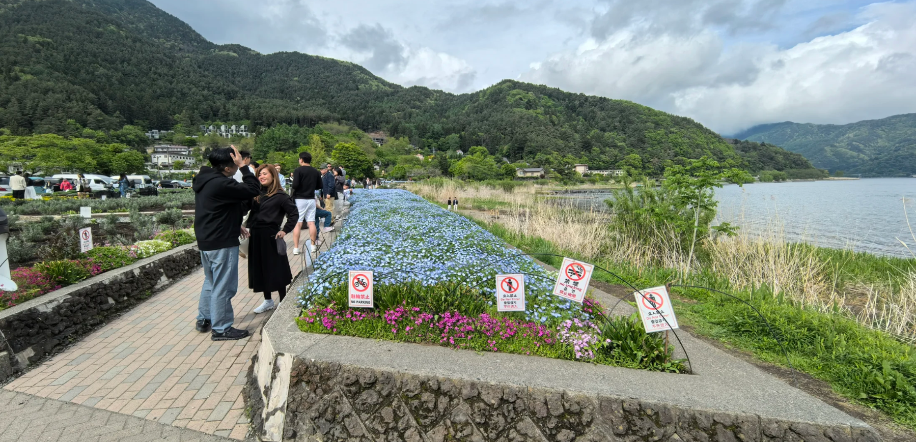 Mt. Fuji & Lake Kawaguchi Small Group Day Trip
