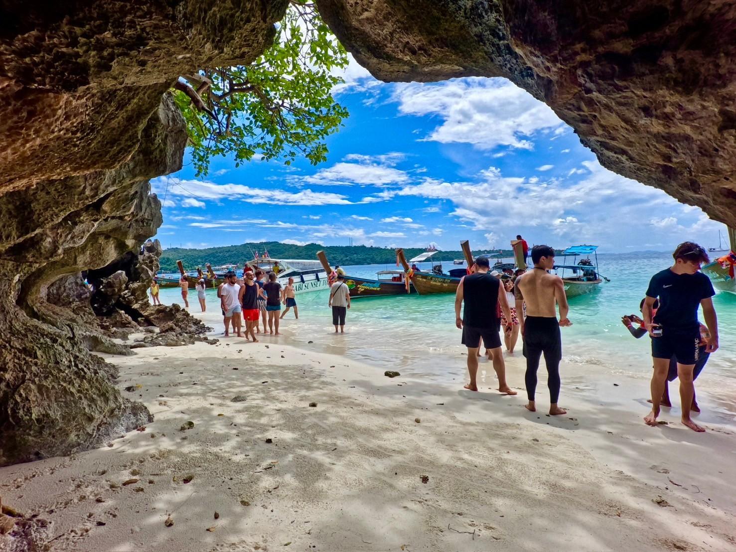 Krabi: Phi Phi Islands Sunset & Maya Bay Day Tour