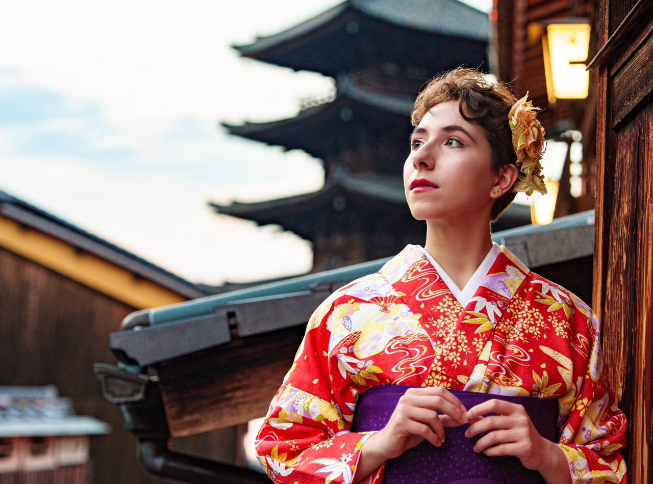 Kyoto: Vestimenta Tradicional com Kimono e Sessão de Fotos Privada