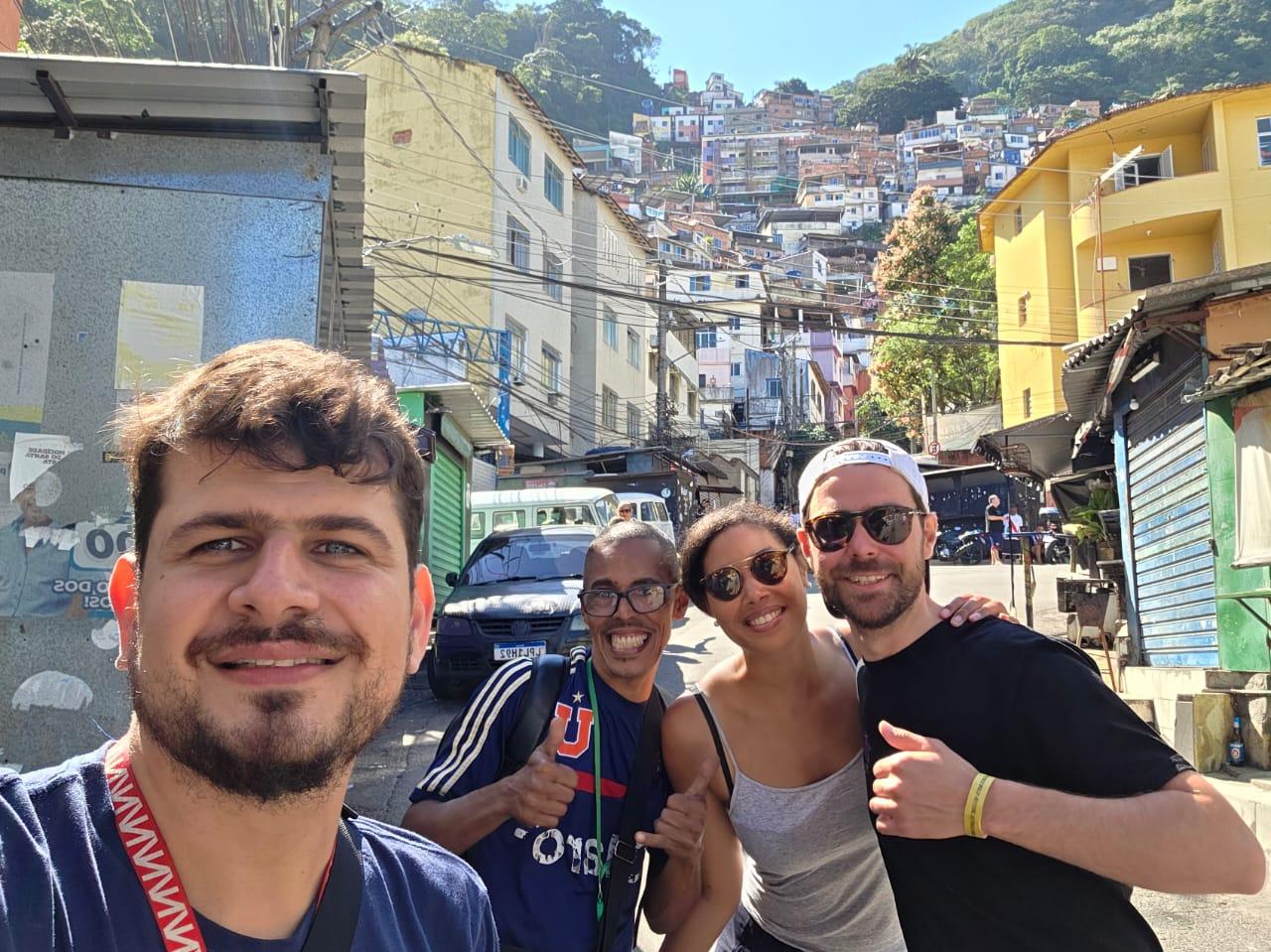 Rio de Janeiro: Santa Marta Favela Guided Walking Tour
