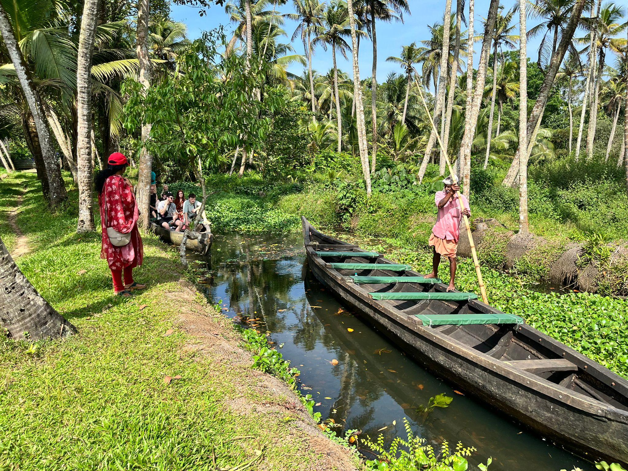 Kerala Backwater Village Punting Cruise with Lunch