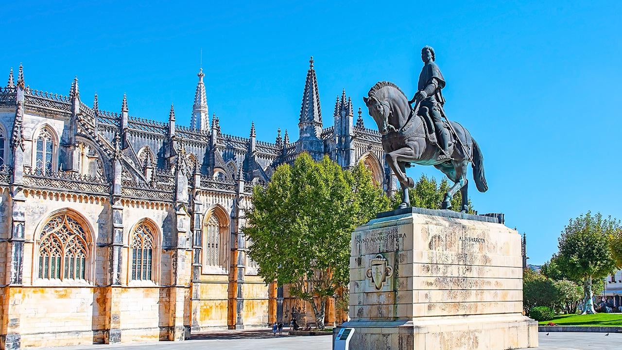 Fátima, Batalha, Nazaré & Óbidos Small-Group Day Tour from Lisbon
