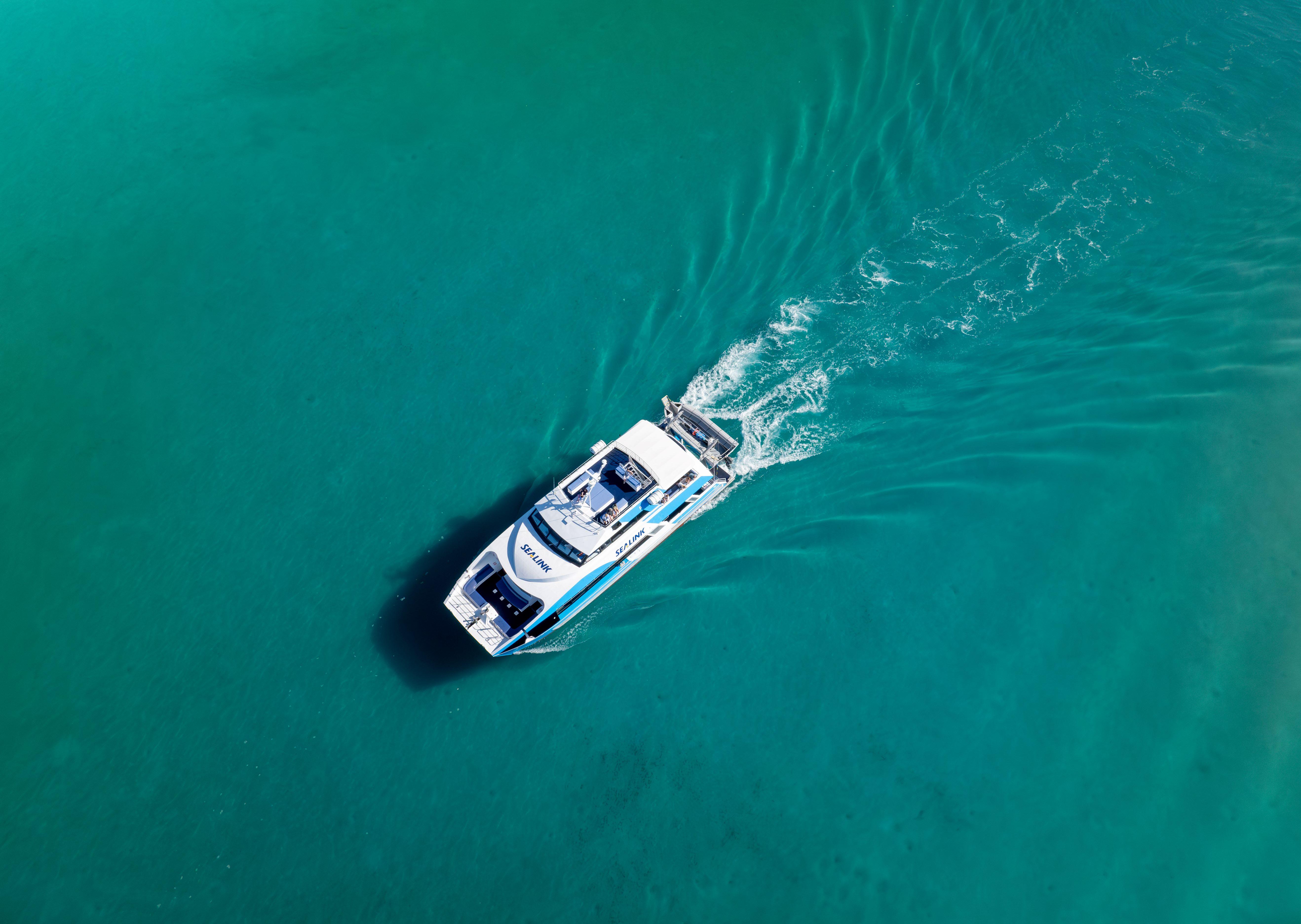 Whitehaven Beach & Hill Inlet Lookout Full-Day Catamaran Cruise