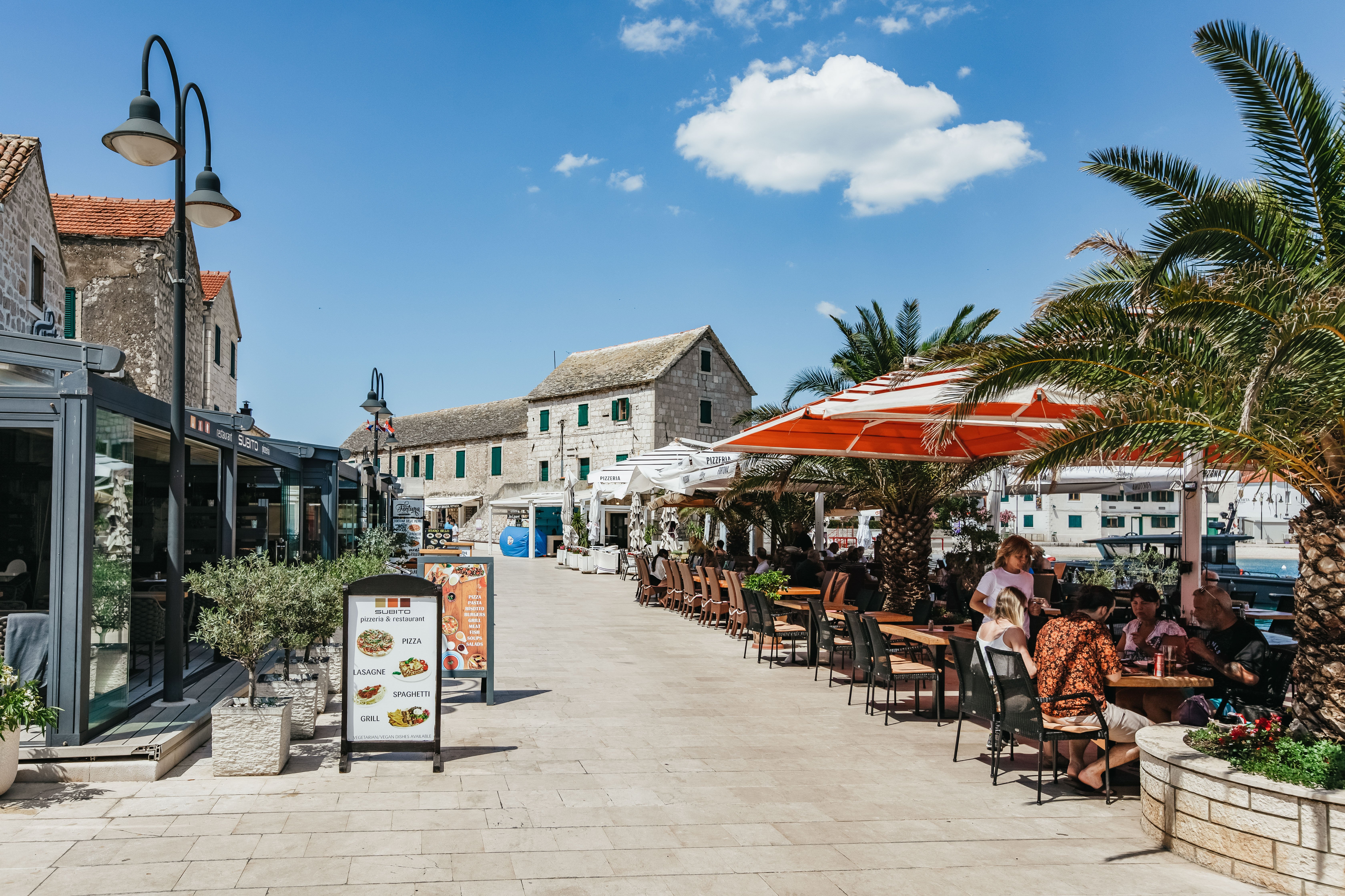 Split: Krka Waterfalls, Boat Cruise & Primosten Swim