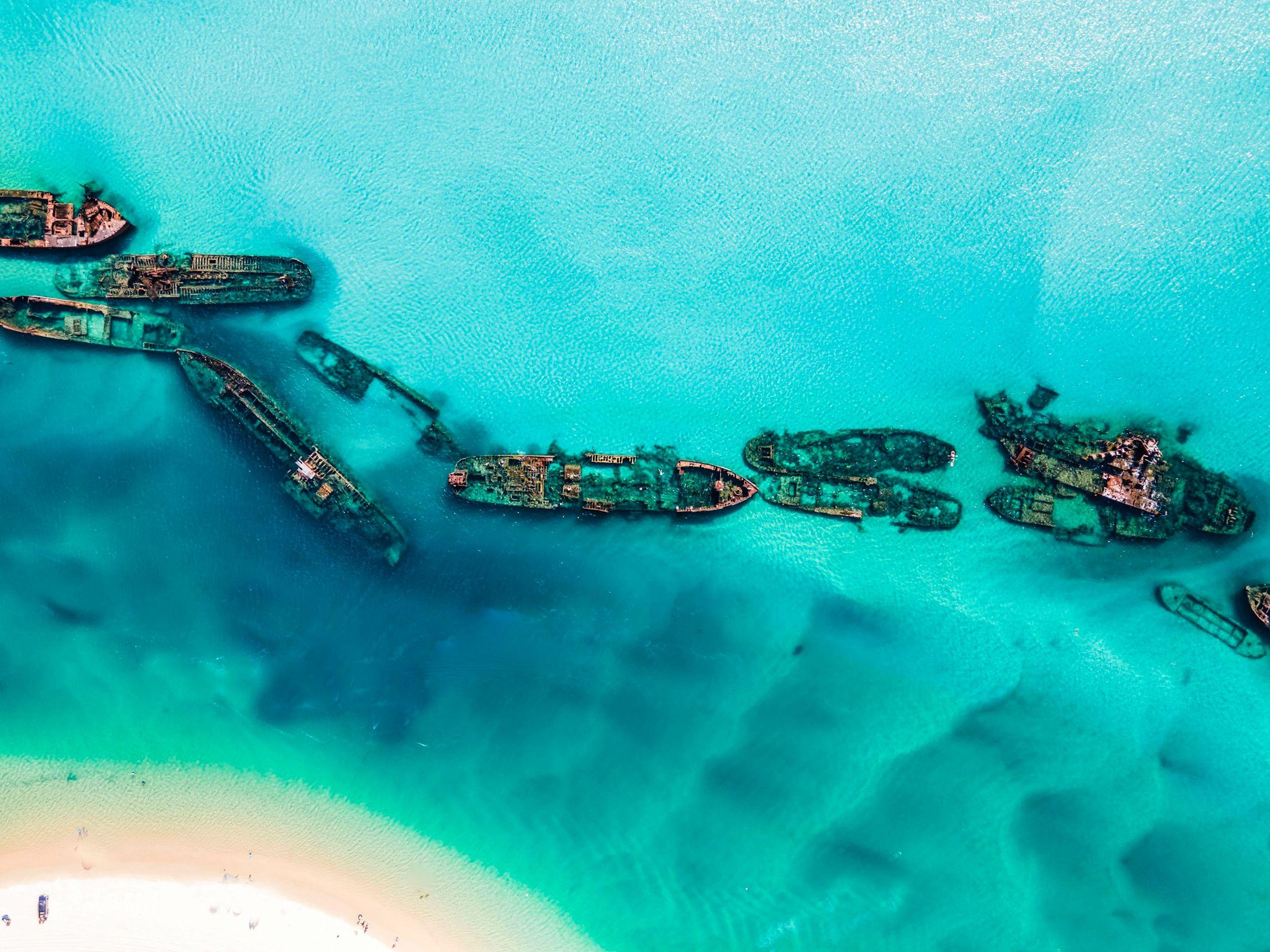 Moreton Island Day Trip: Kayaking, Snorkeling & Sandboarding from Gold Coast