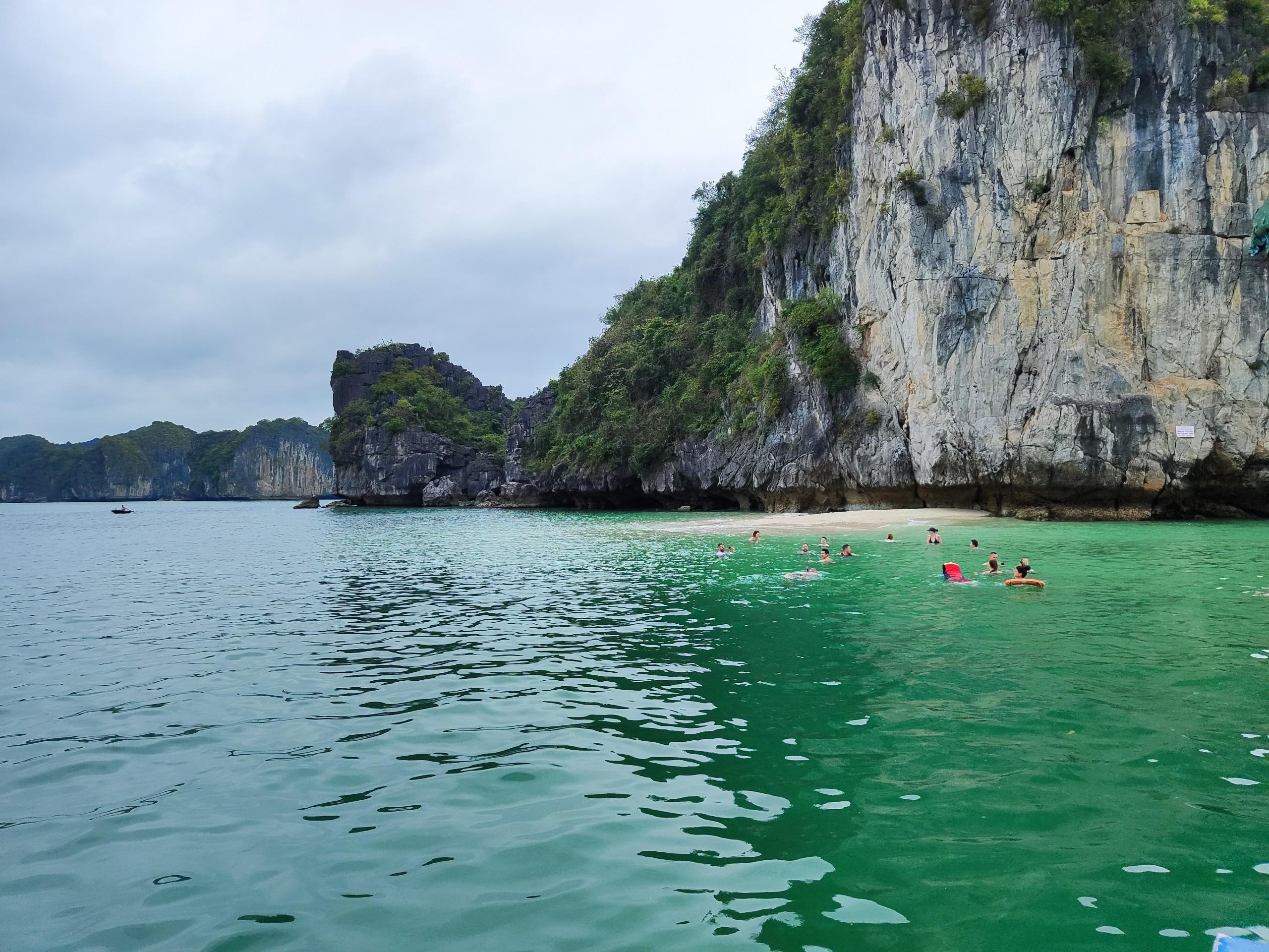 Lan Ha Bay 2-Day Cruise: Kayaking, Biking & Private Balcony