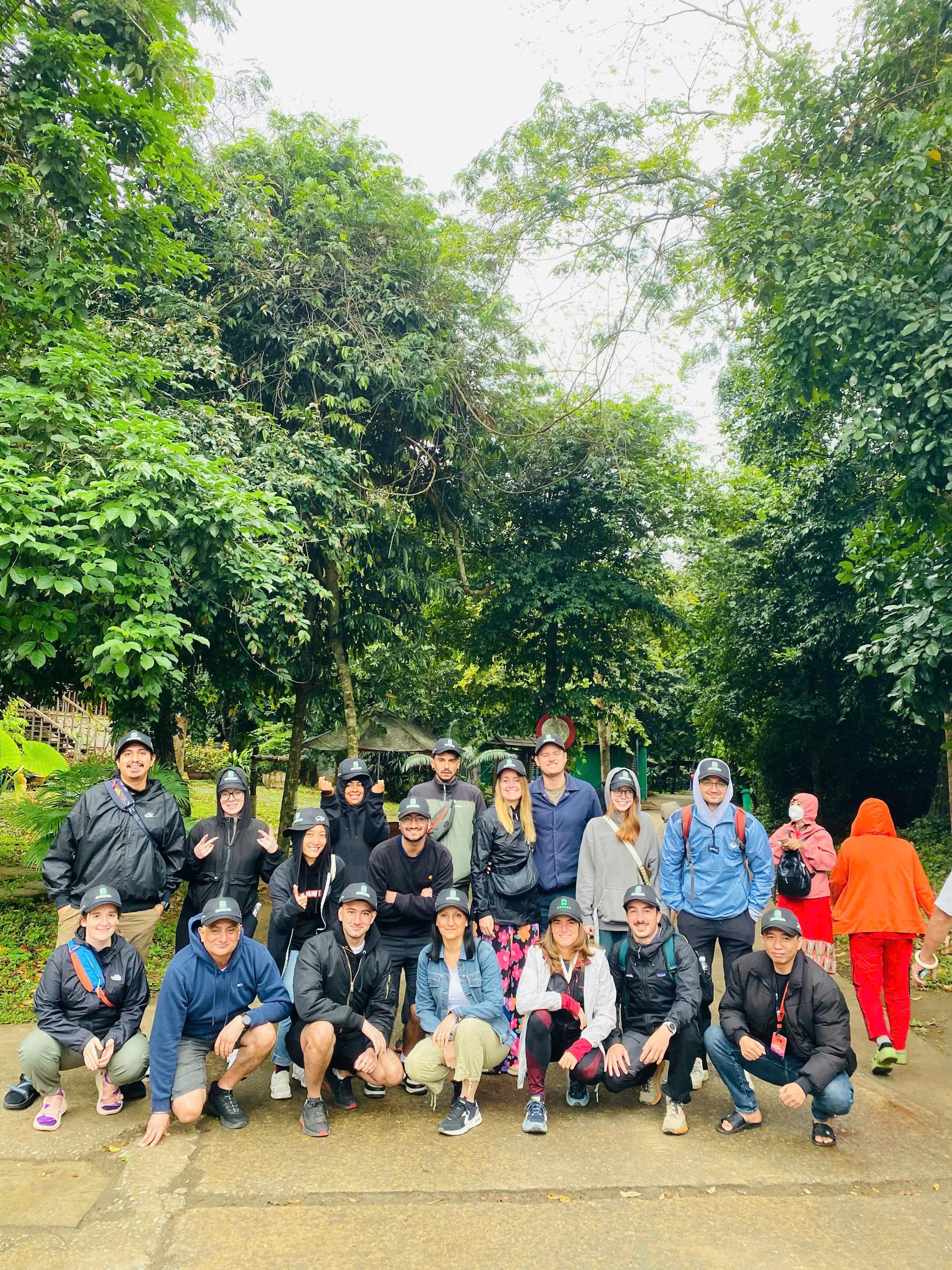 Phong Nha Cave boat tour Son River dragon boat and Paradise Cave karst — image 47