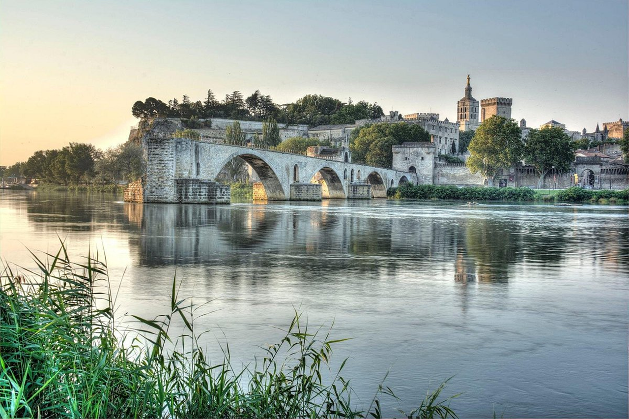 Private Full-Day Provence Discovery from Avignon