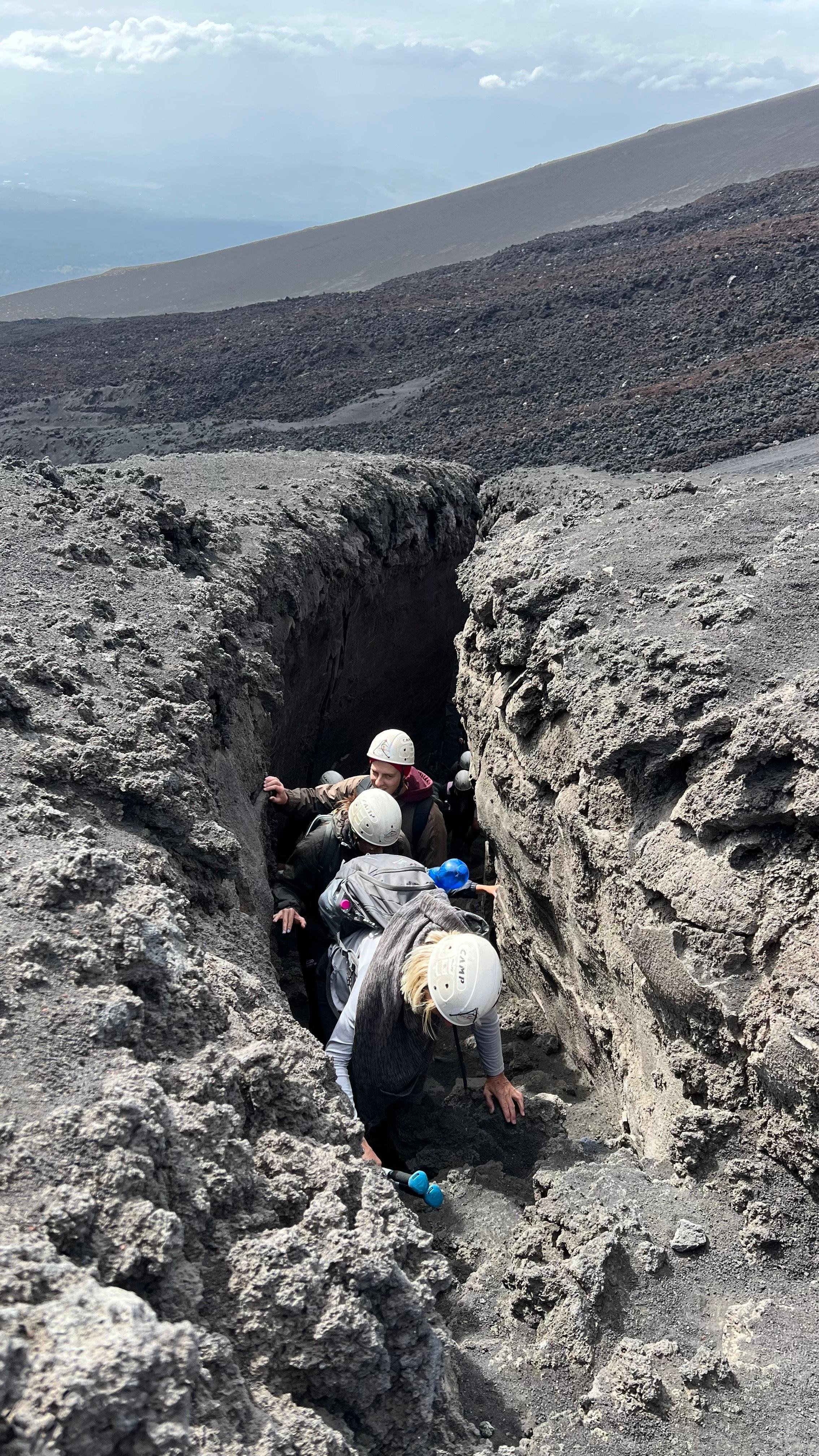 Mount Etna with pick-up and drop-off from Catania: 3000 meters with cable car and jeep