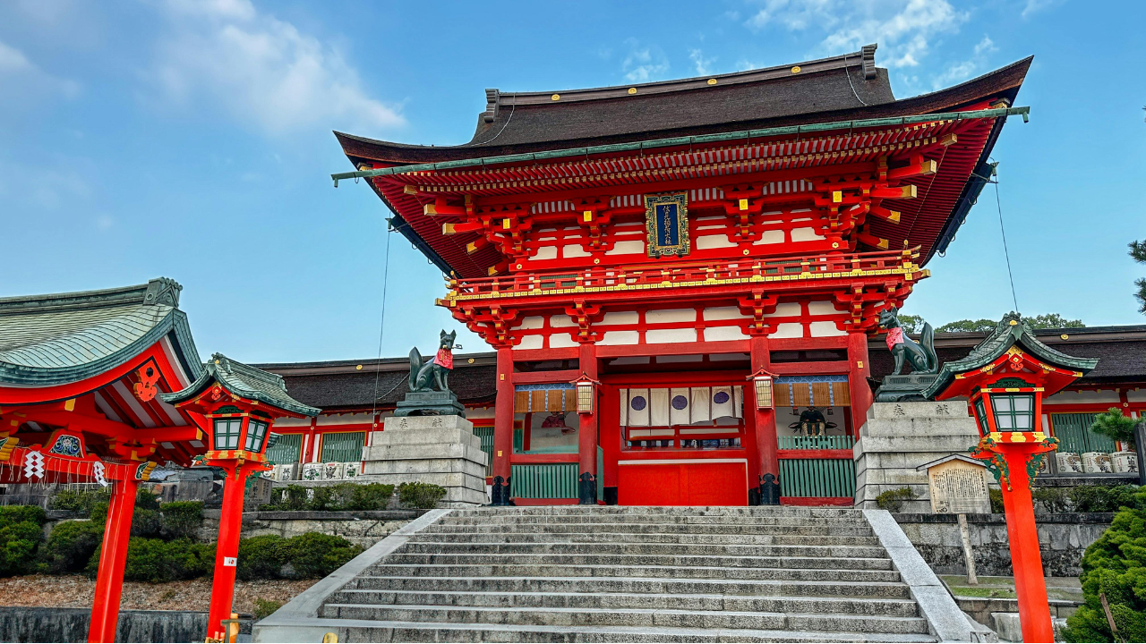 Kyoto Early Bird: Fushimi Inari, Nijo Castle & Kinkaku-ji