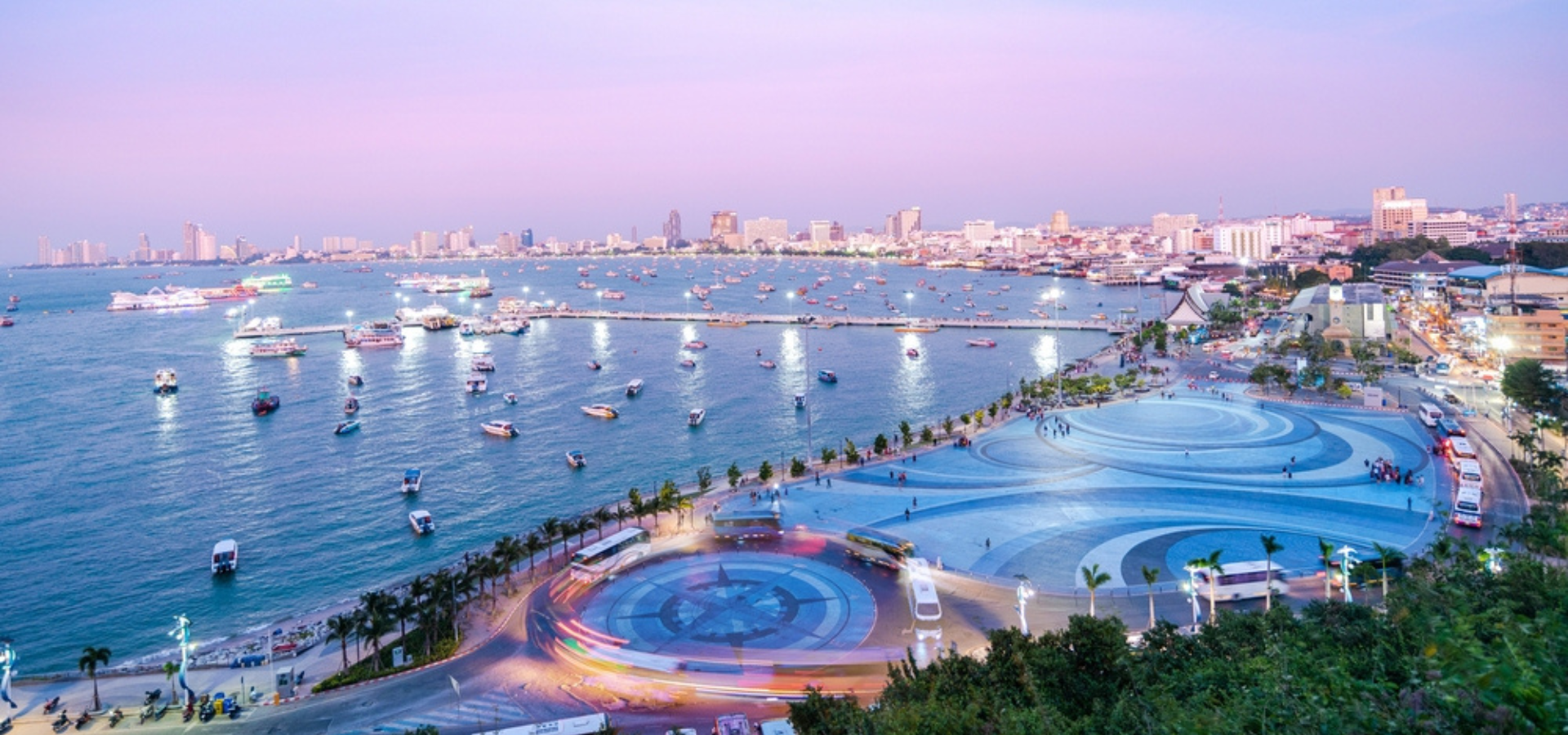 Private Bangkok–Pattaya Transfer: Sedan, MPV & Van Options