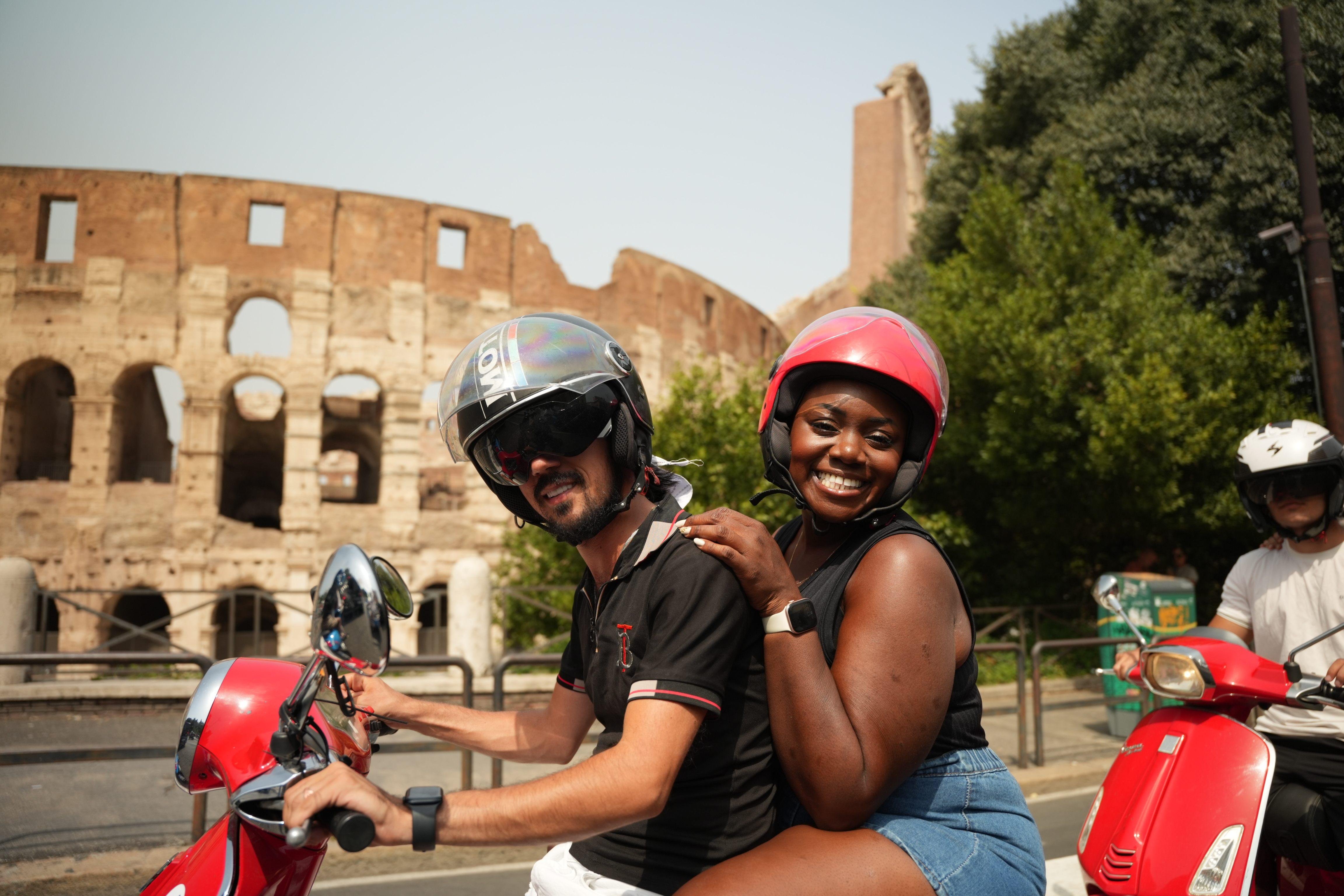 Rome: Transport with VESPA and free Pro Photoshoot - 2026 (Verified Reviews)