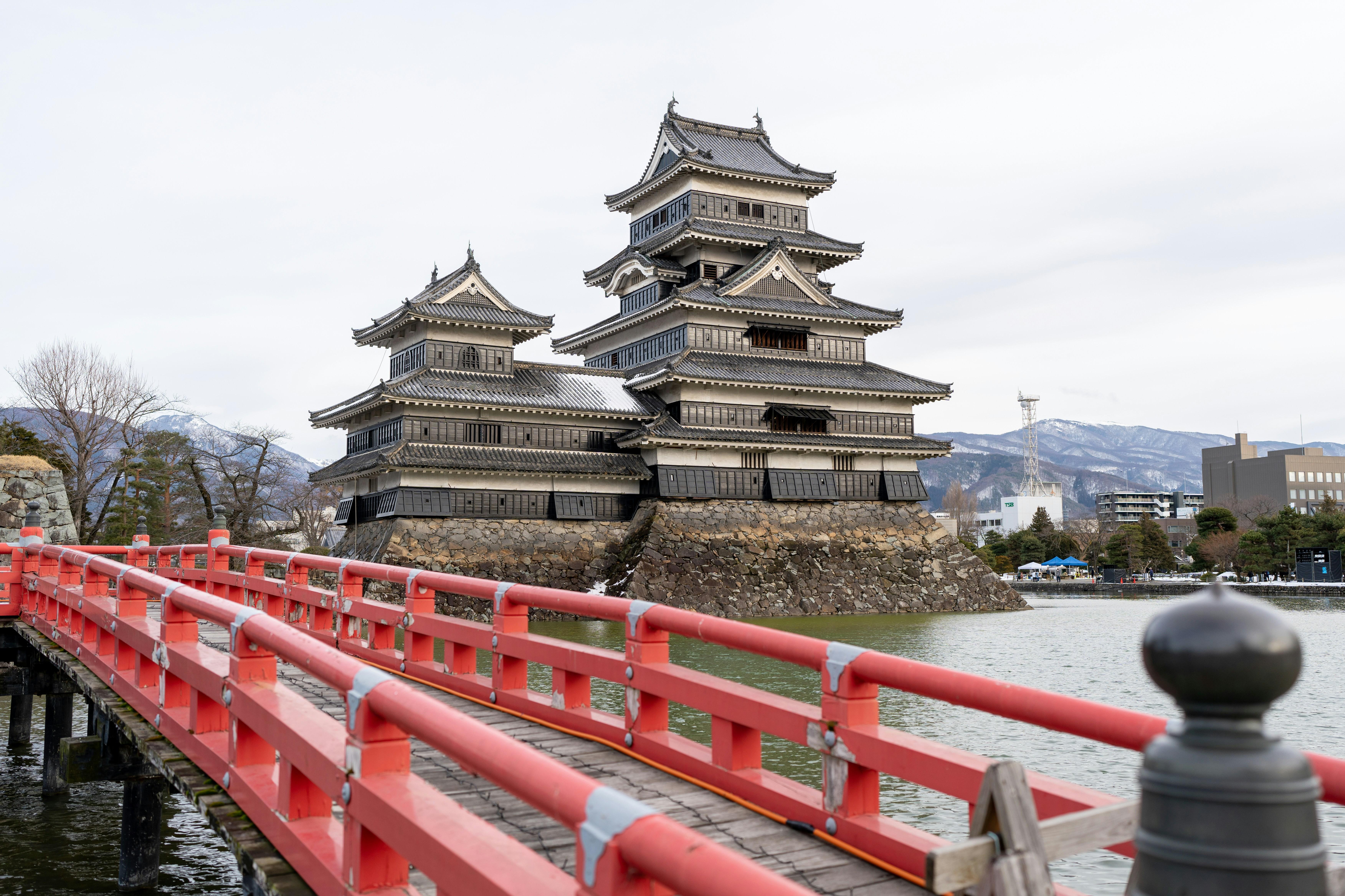 Kamikochi Valley & Matsumoto Castle Private Day Tour