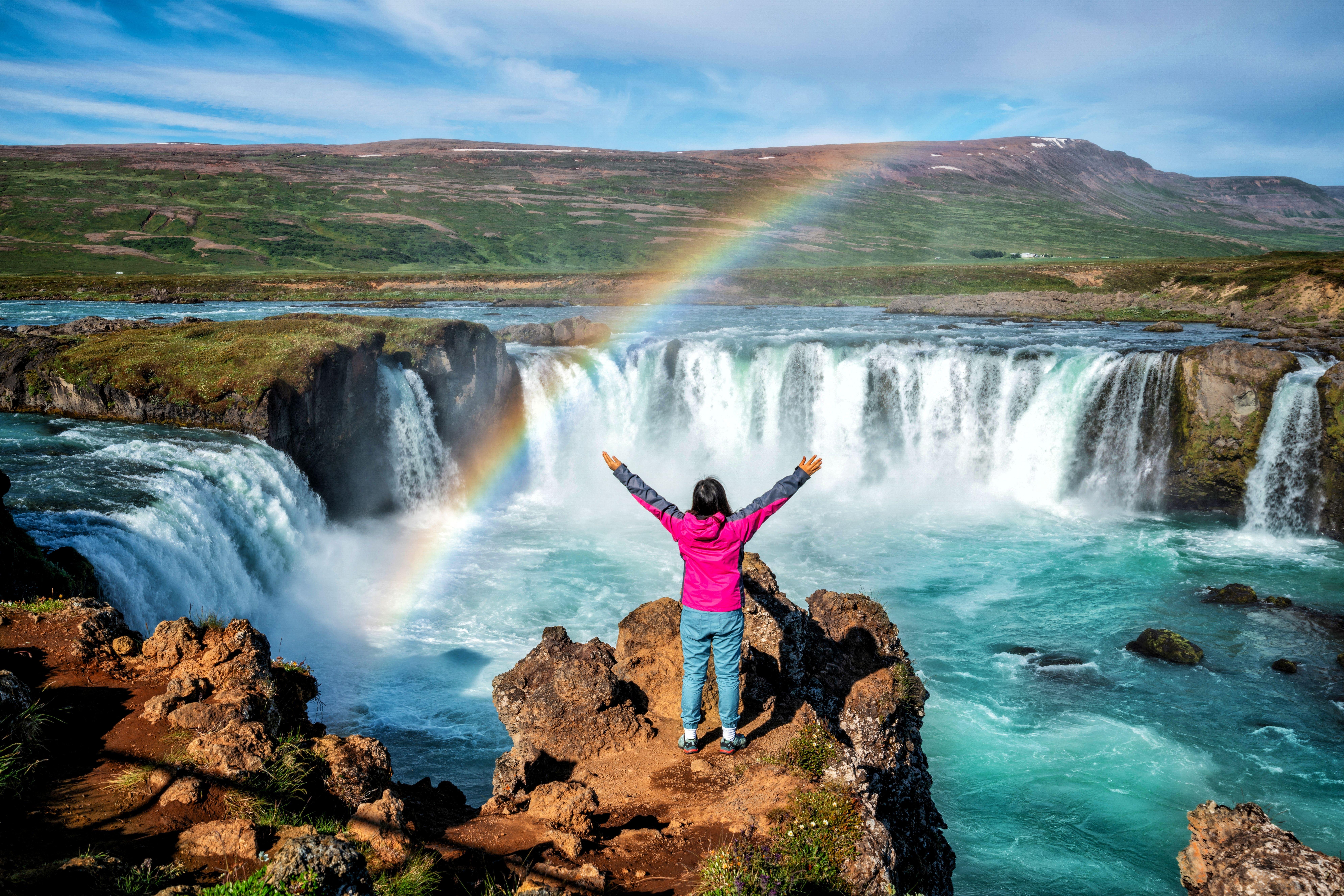 Lake Mývatn & Goðafoss Geothermal Tour from Akureyri