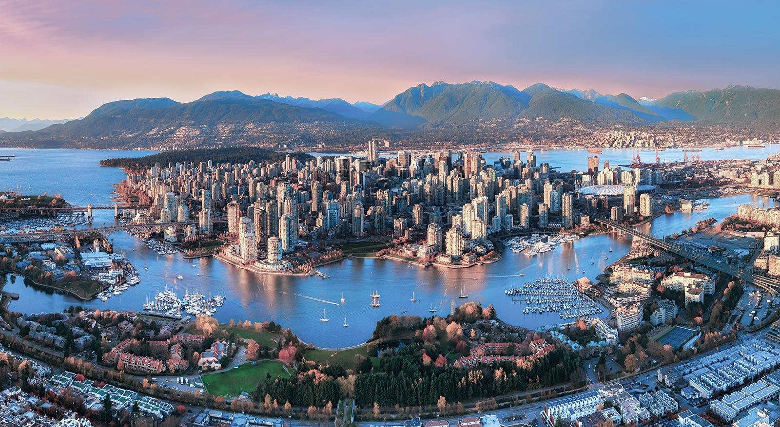 Vancouver Private City Tour with Seaplane Flight