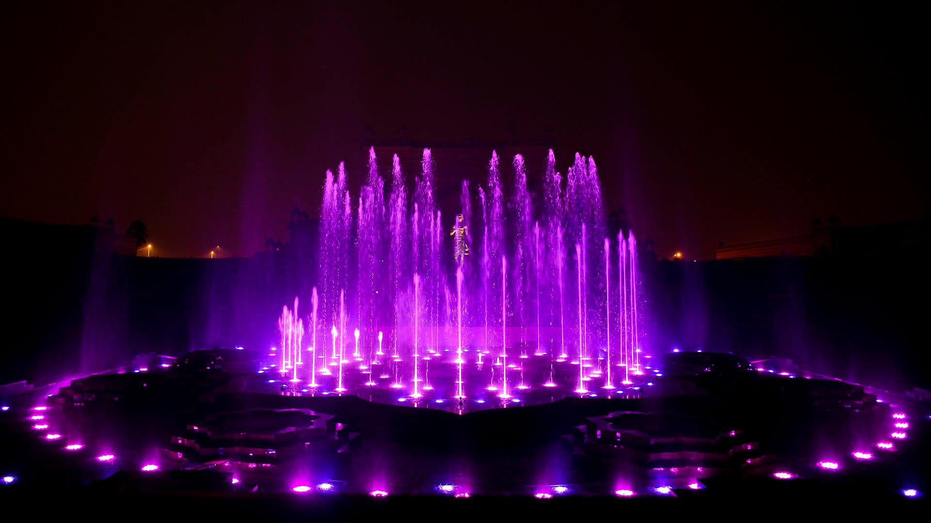 Delhi City Highlights and Akshardham Temple Experience
