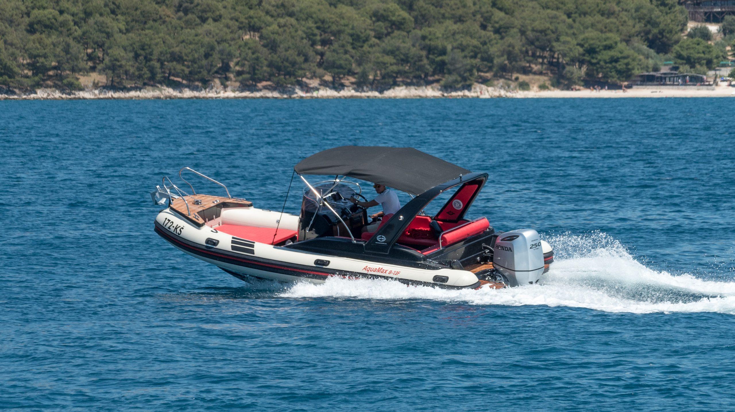 Private Adriatic Islands & Blue Cave Speedboat Expedition