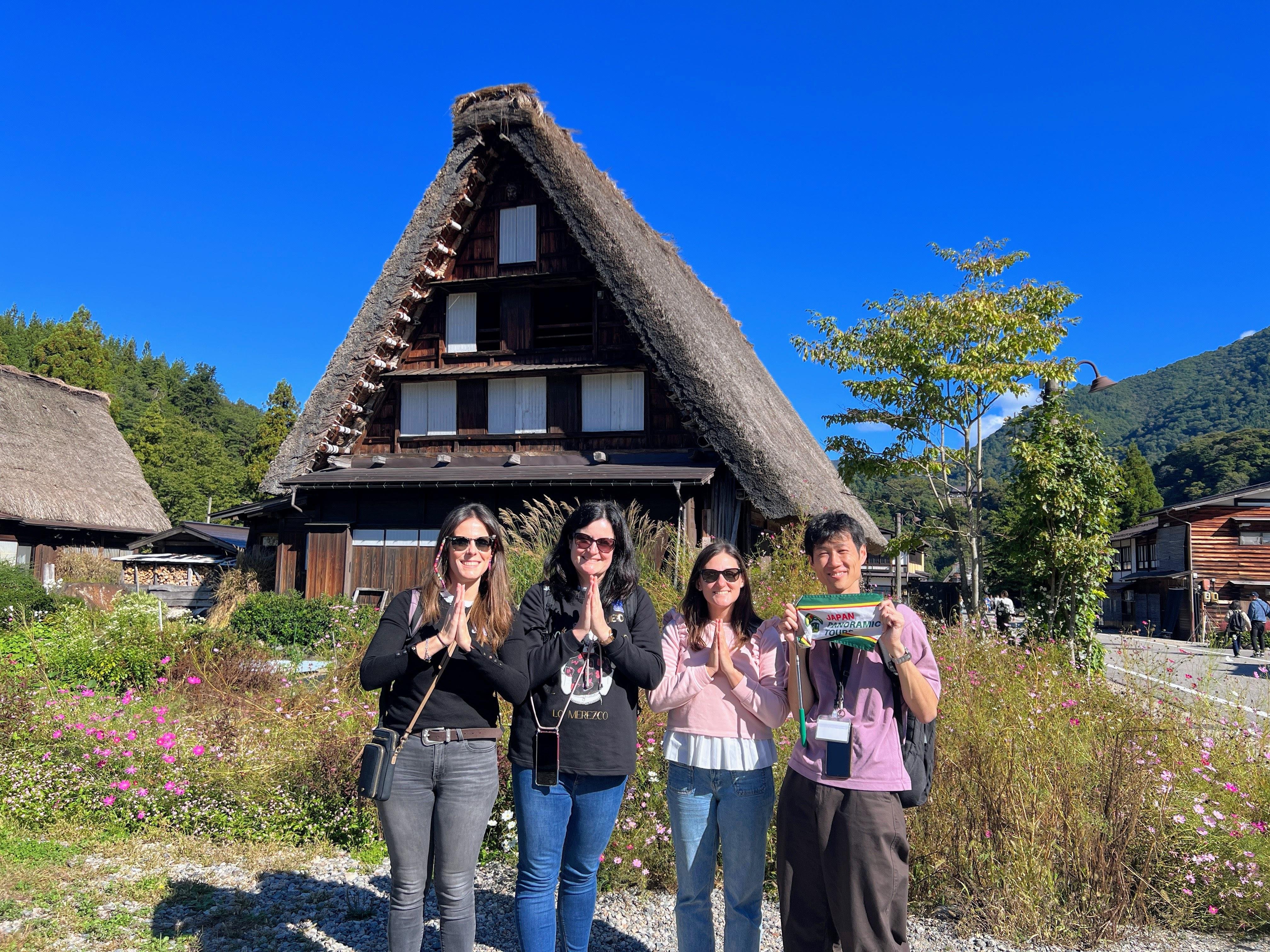 Shirakawa-go UNESCO Village Morning Tour from Kanazawa