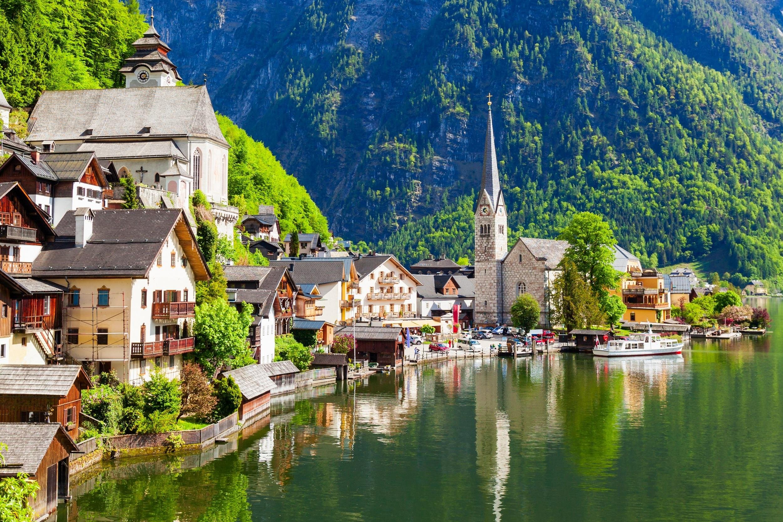 Private Day Trip to Hallstatt, Salzburg & Melk Abbey from Vienna