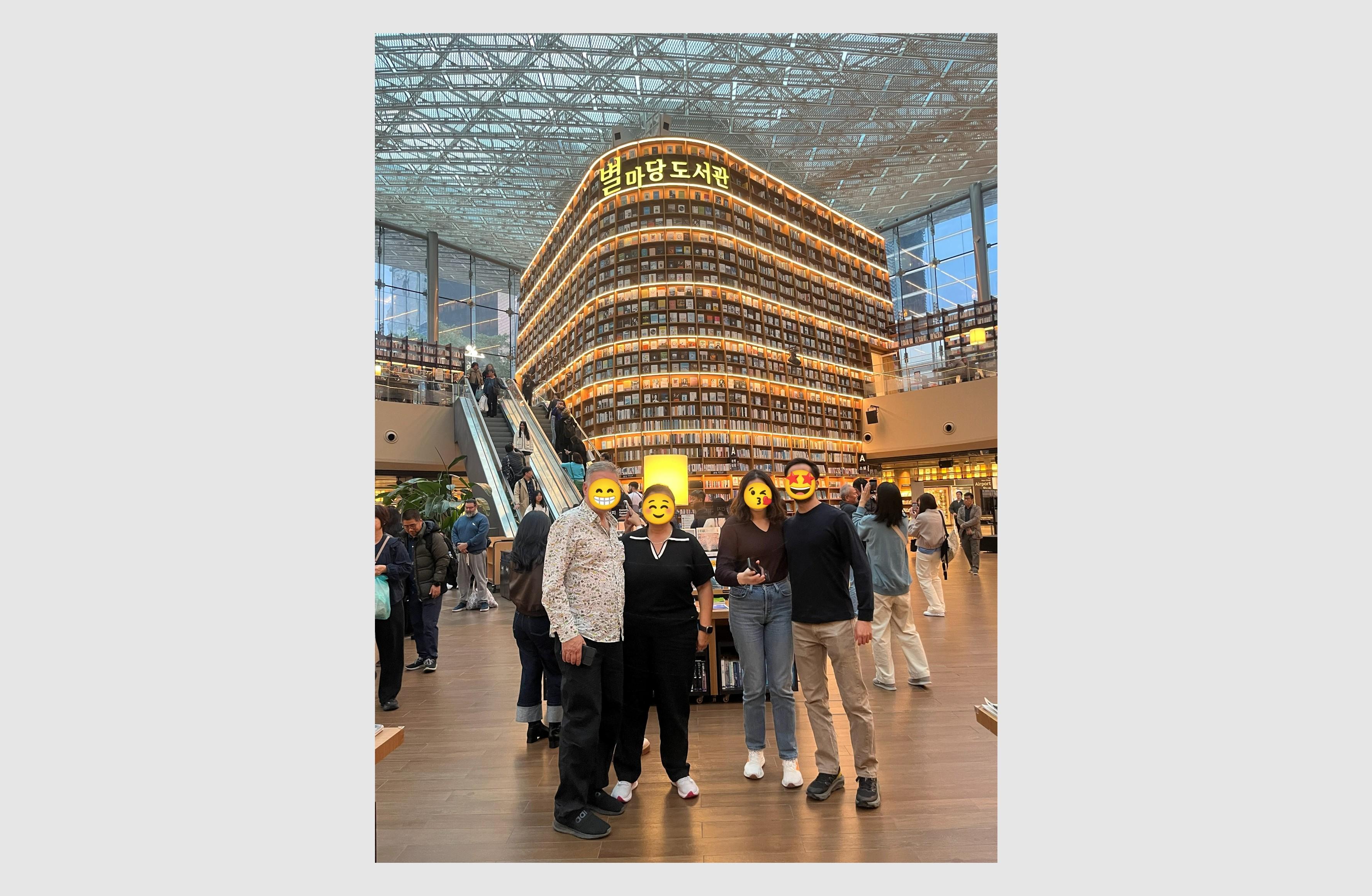 Seoul Private Luxury Vehicle Tour (English & Spanish Guide)