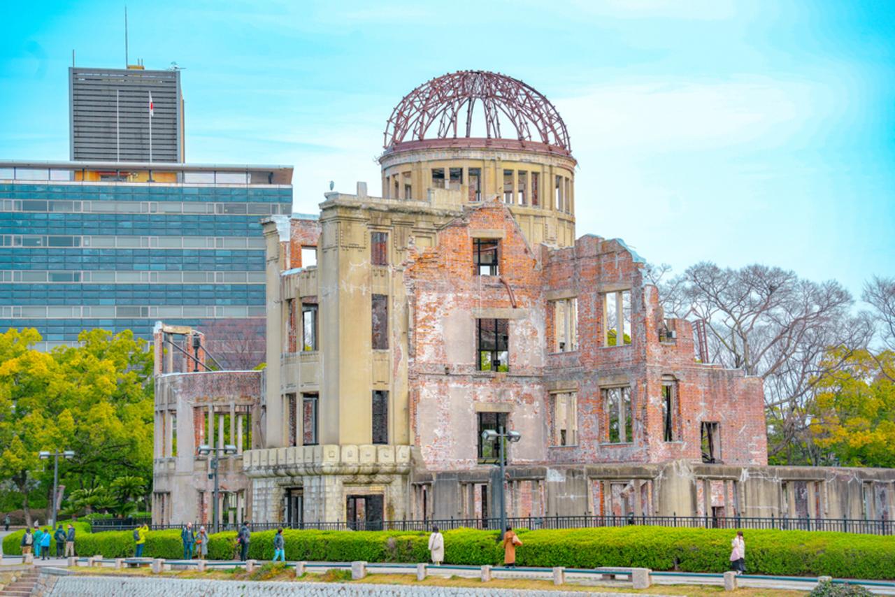 Hiroshima and Miyajima Guided Day Tour by Bullet Train