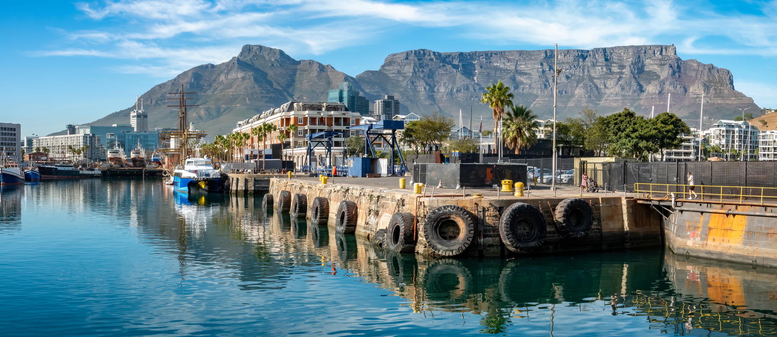 Cape Town Full-Day Tour: Table Mountain, Cape Point & Penguin Colony