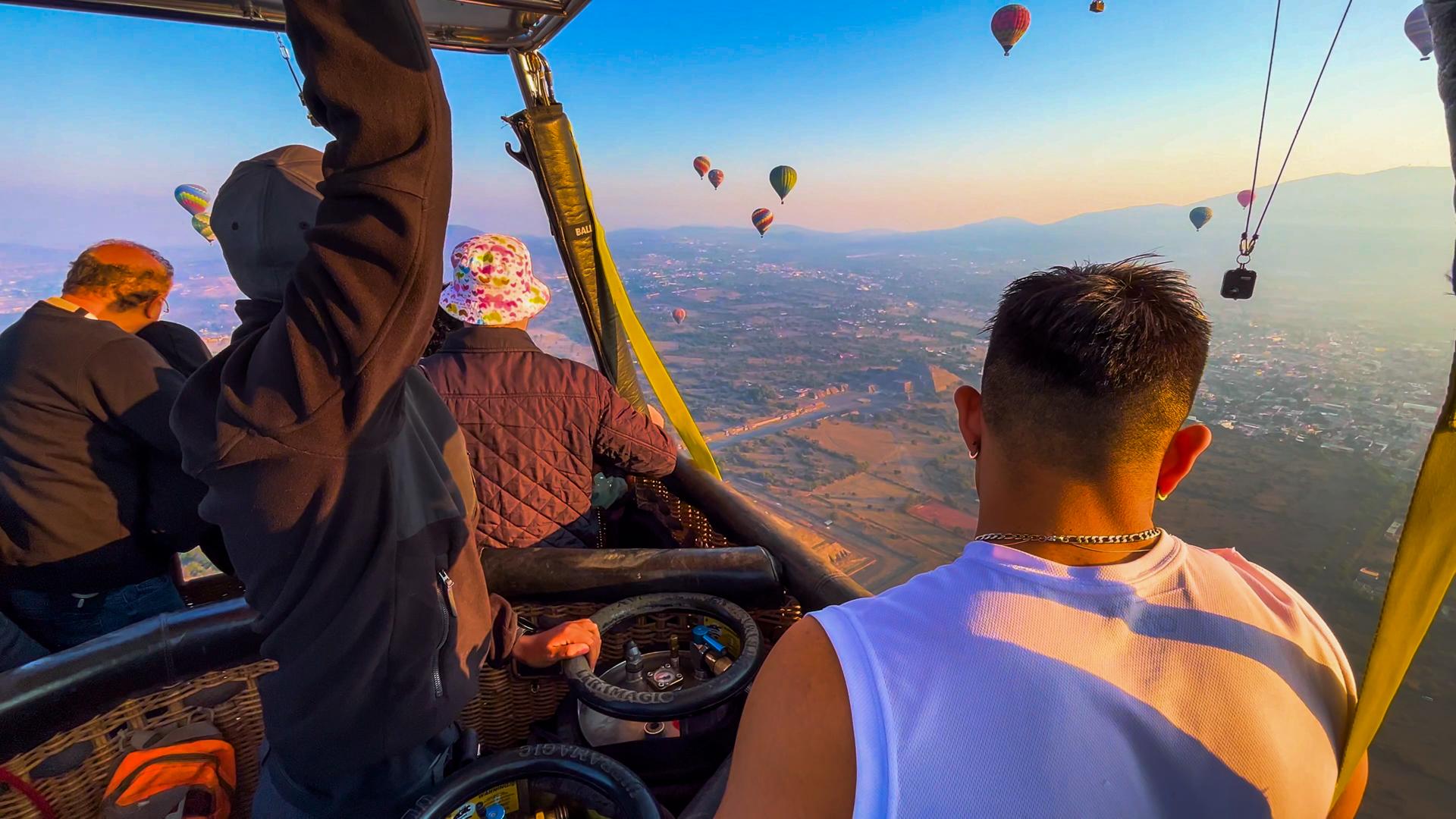 Teotihuacan Hot Air Balloon Adventure & Basilica Tour