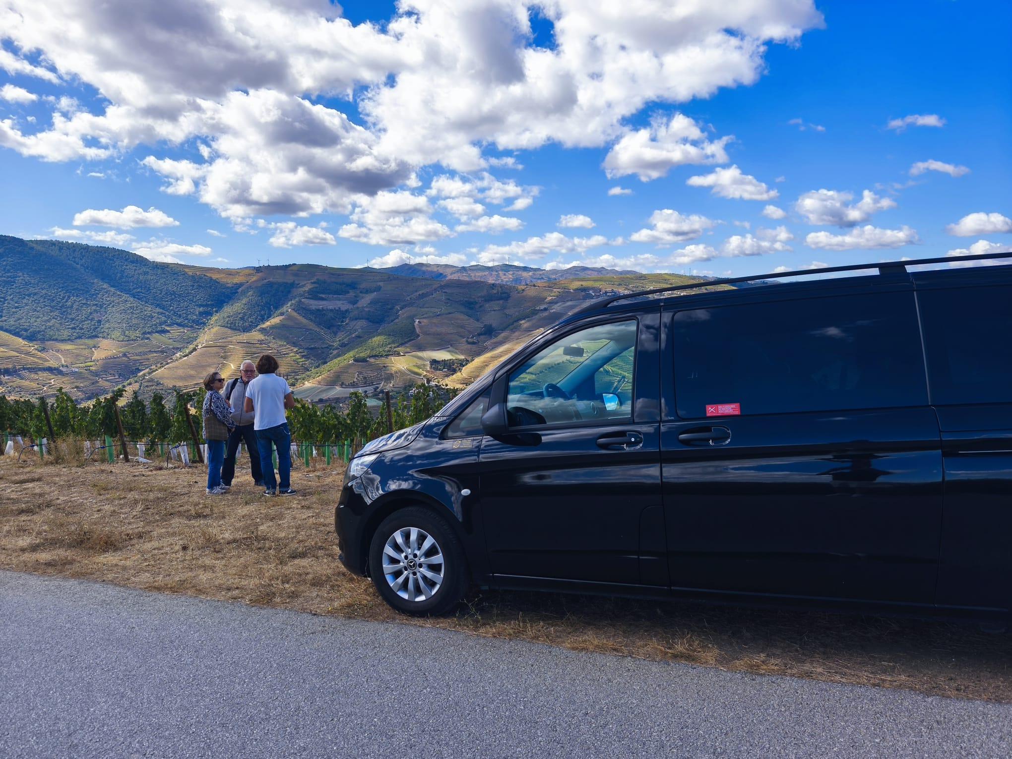 Douro Valley Full-Day Tour: Boat Ride, Twin Winery Tastings & Lunch