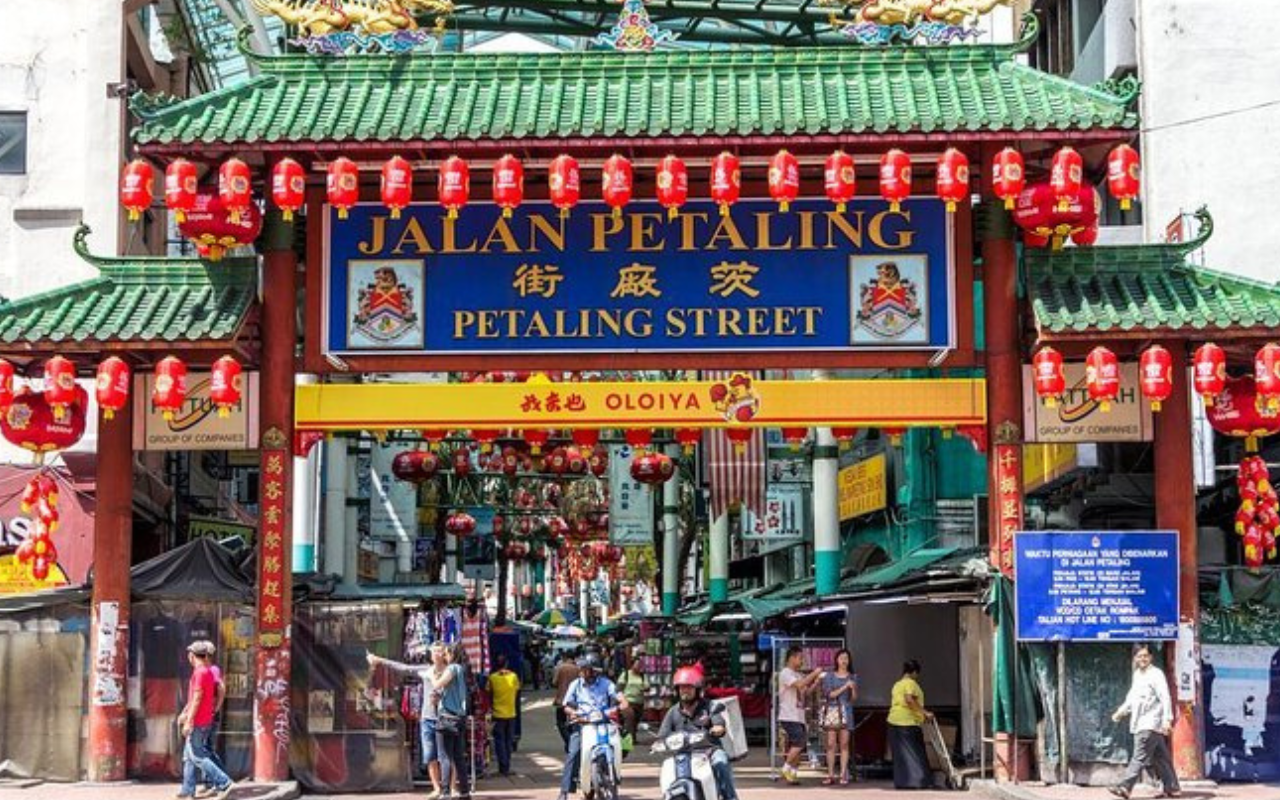 Kuala Lumpur Comprehensive City Explorer: 25 Iconic Sights