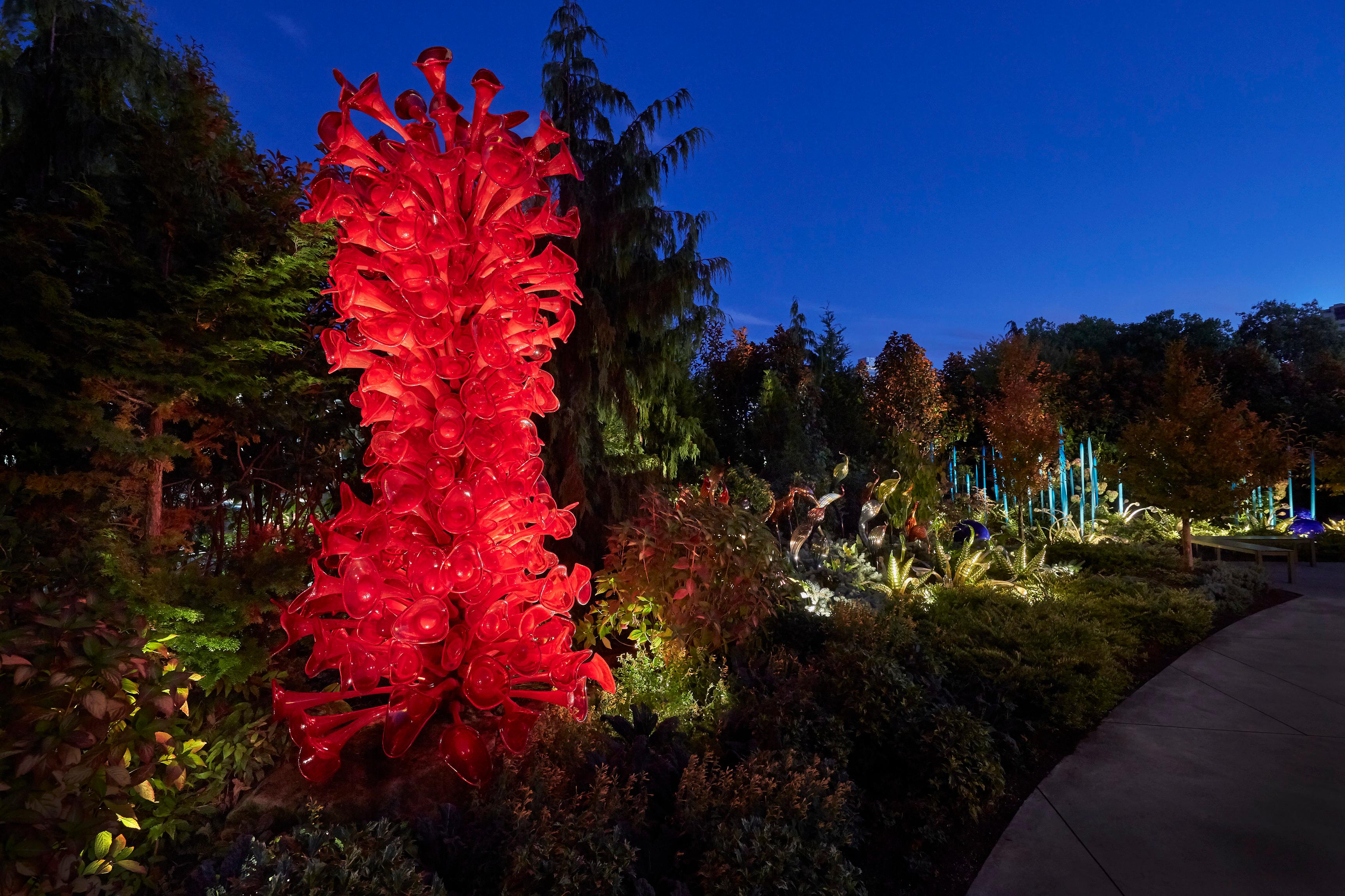 Space Needle Seattle — observation deck, glass floor, and Chihuly Garden and Glass — image 31