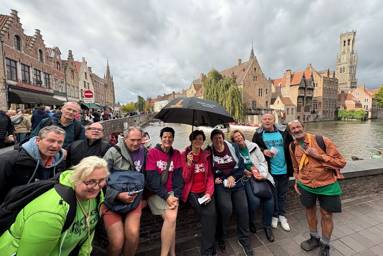 Private Bruges Food & Beer Walk with Local Host