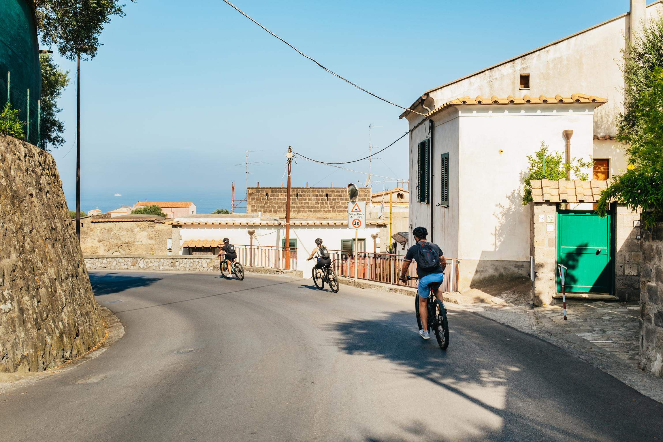 Sorrento Peninsula E-Bike Wine & Food Tour