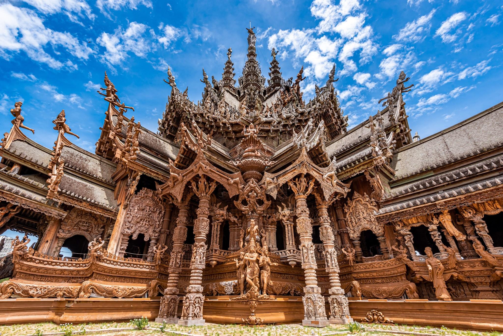 Laem Chabang Port: Sanctuary of Truth & Ethical Elephant Sanctuary Day Tour