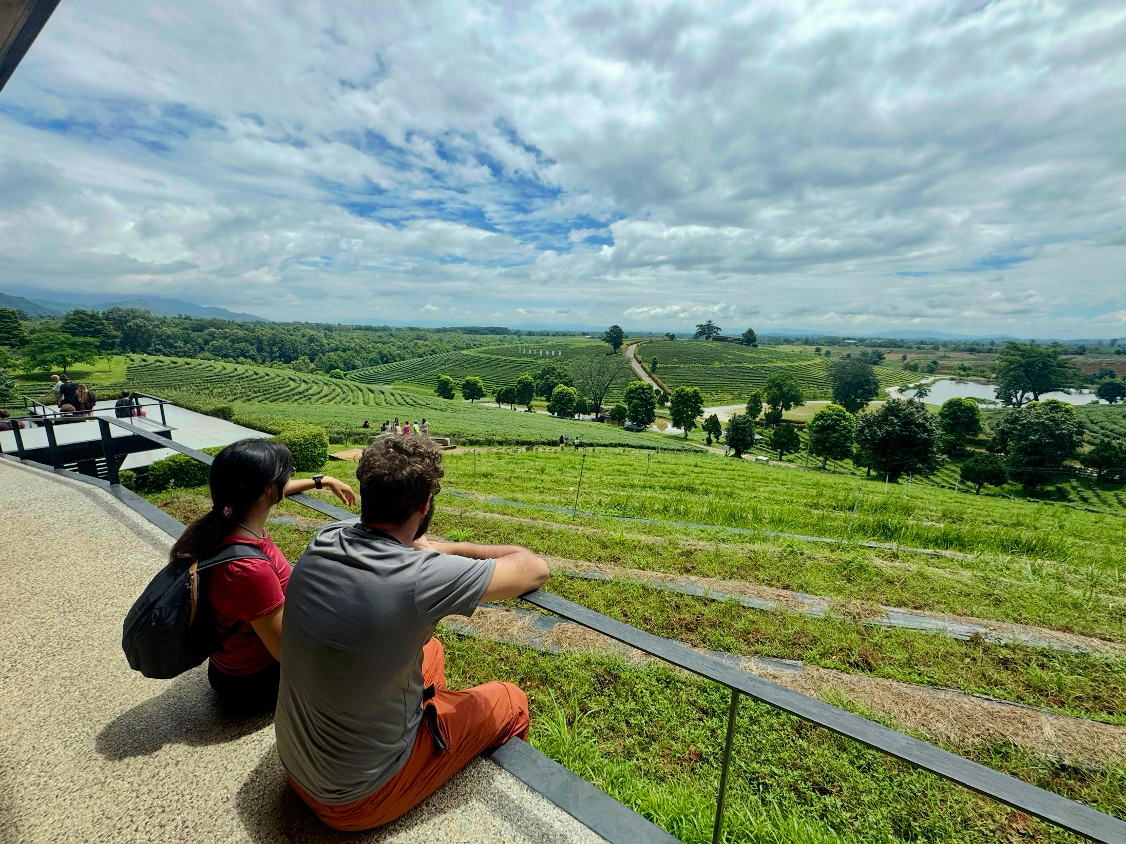 Chiang Rai: 7 Iconic Landmarks & Riverside Buffet Tour