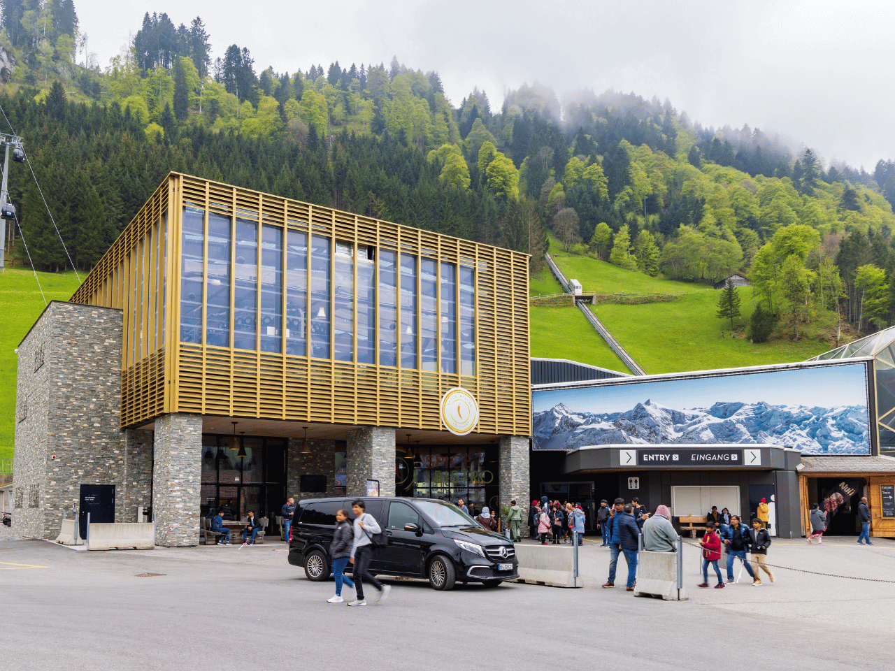 Private Alpine Excursion: Mount Titlis & Lucerne