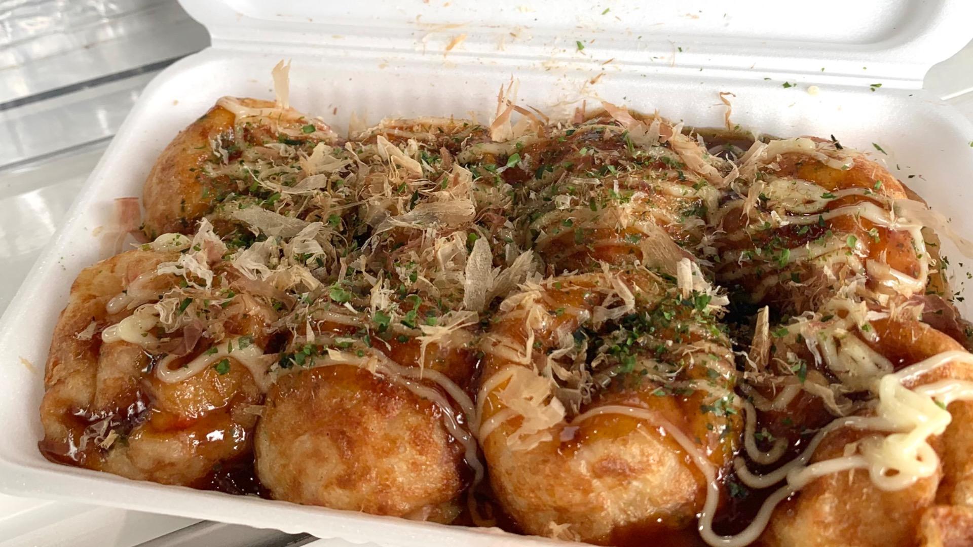 Osaka Street Food Tour: 17 Tastings in Shinsekai