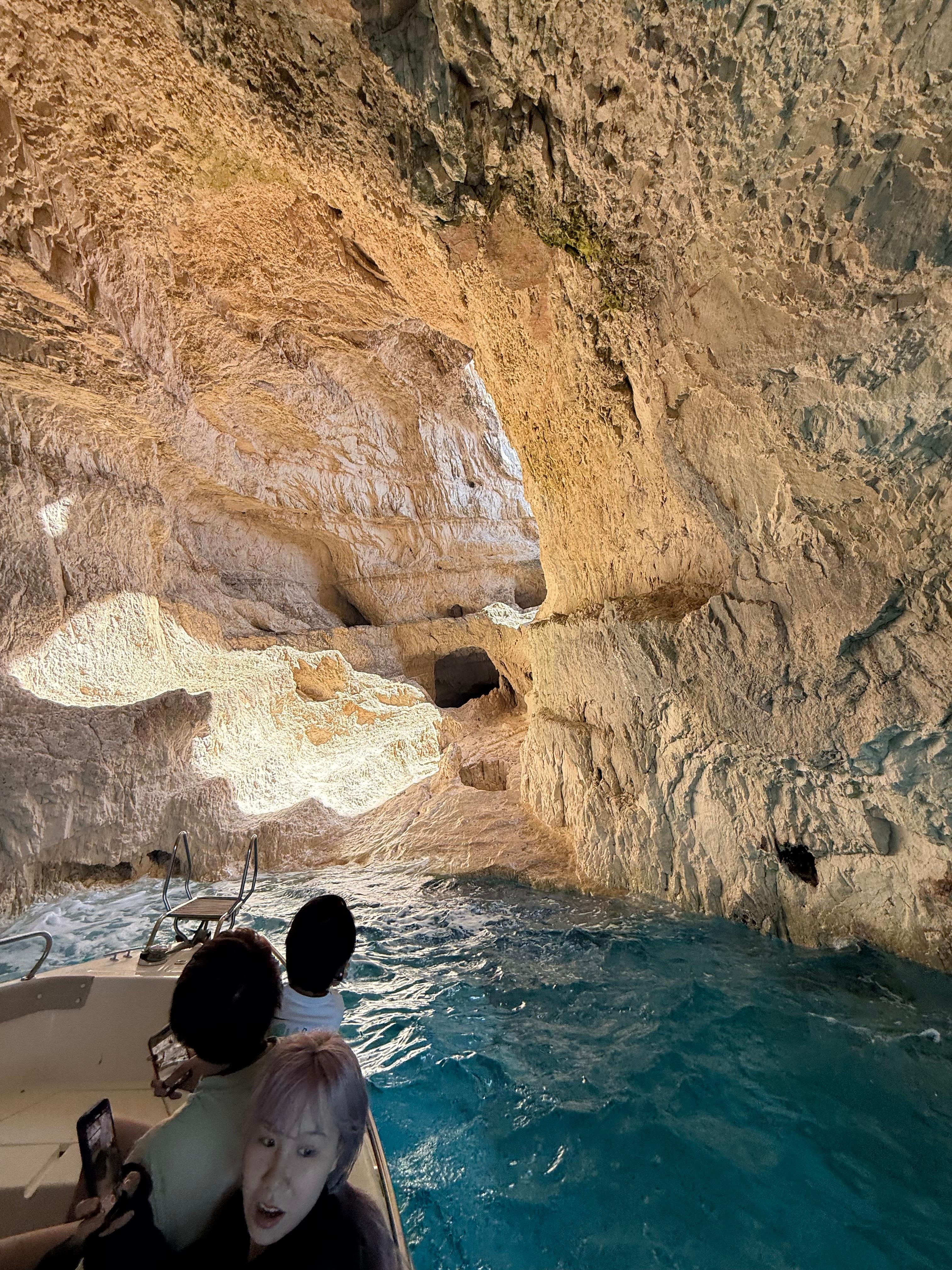 Zakynthos Small-Group Shipwreck & Blue Caves Expedition