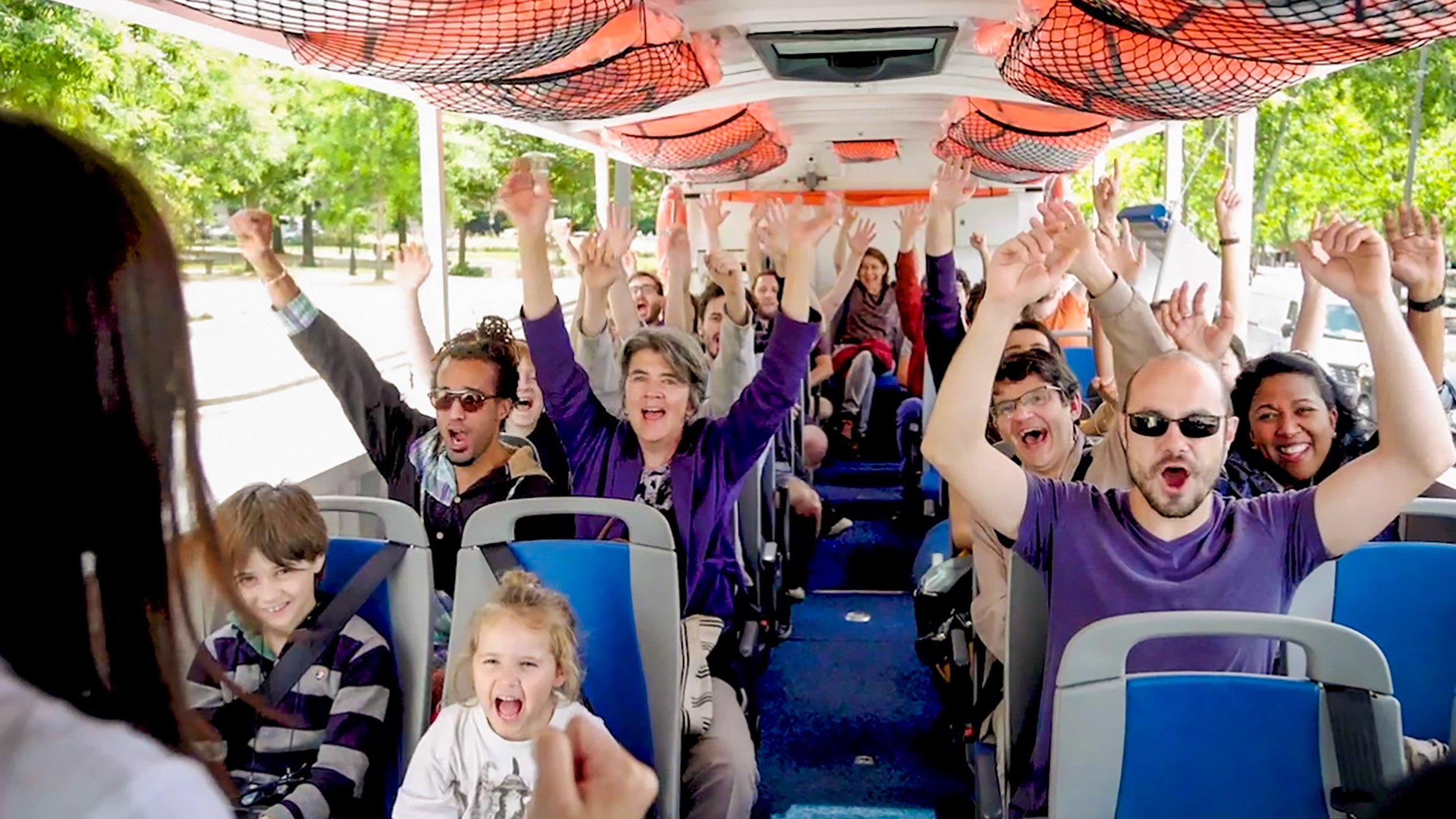 Paris Amphibious Bus: Land & Seine River Adventure