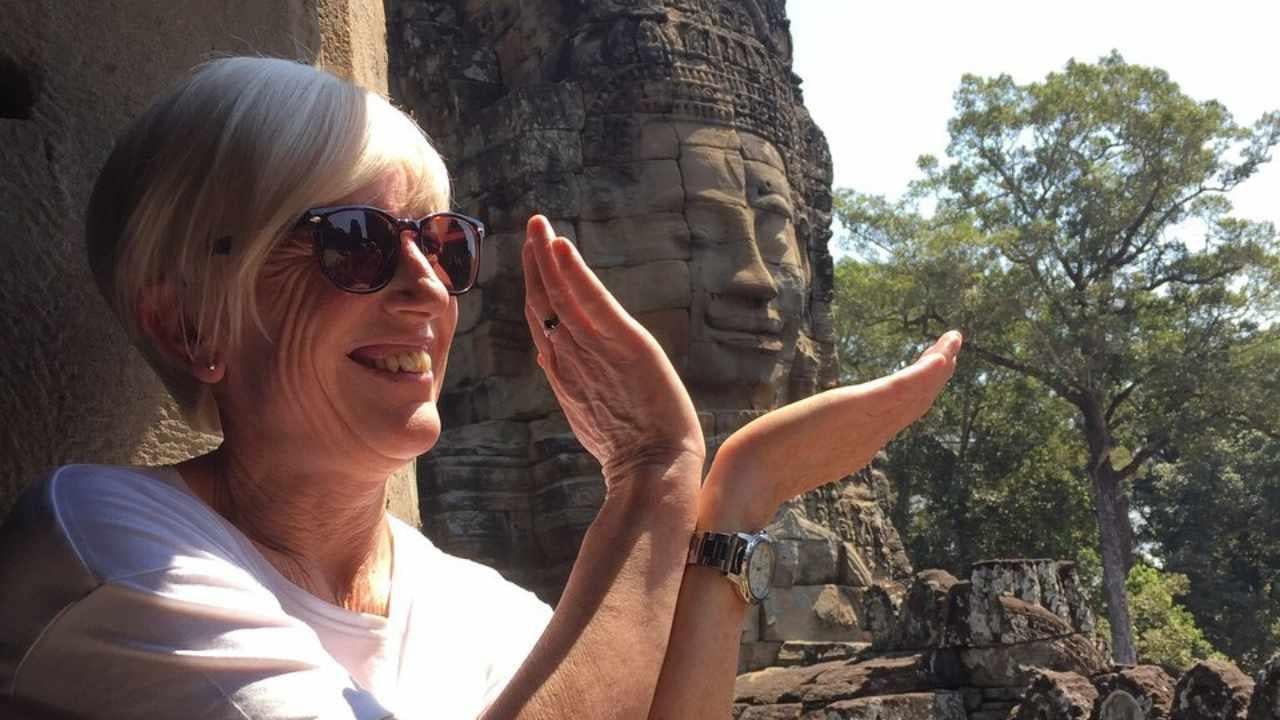 Angkor Wat Sunrise & Tonle Sap 2.5-Day Small Group Expedition