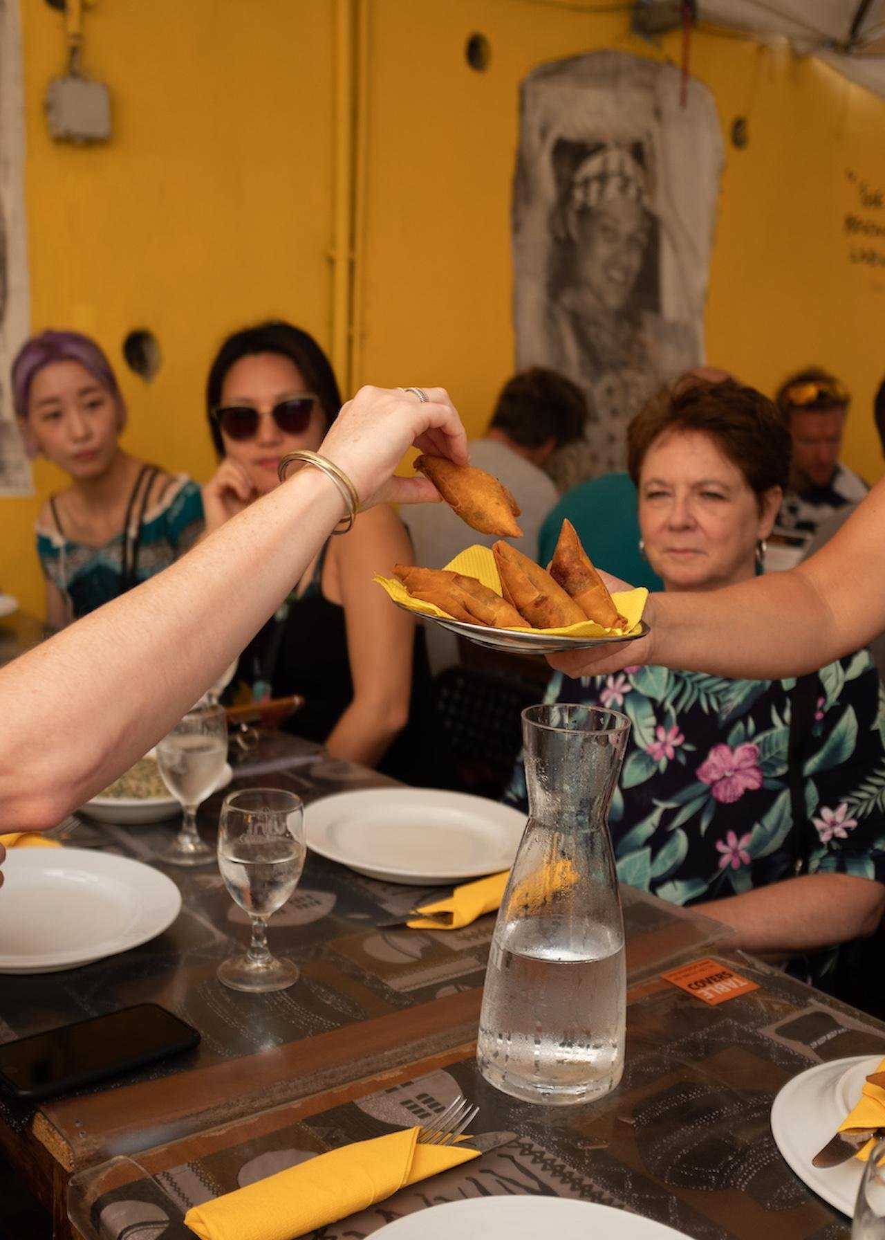 Lisbon Food Tour with 17 Tastings in Historic Districts
