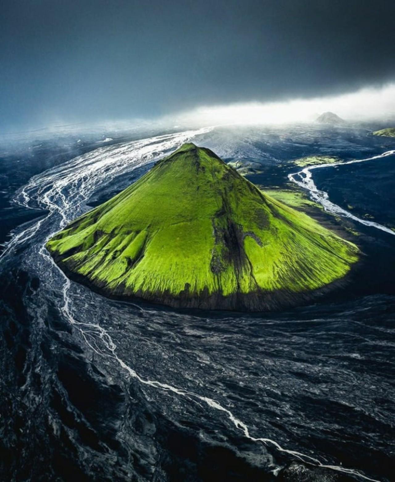 Excursión privada en Super Jeep al volcán Hekla y las tierras altas