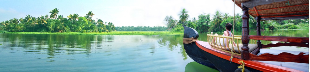 Alleppey Backwaters: Private Shikara Boat & Village Exploration