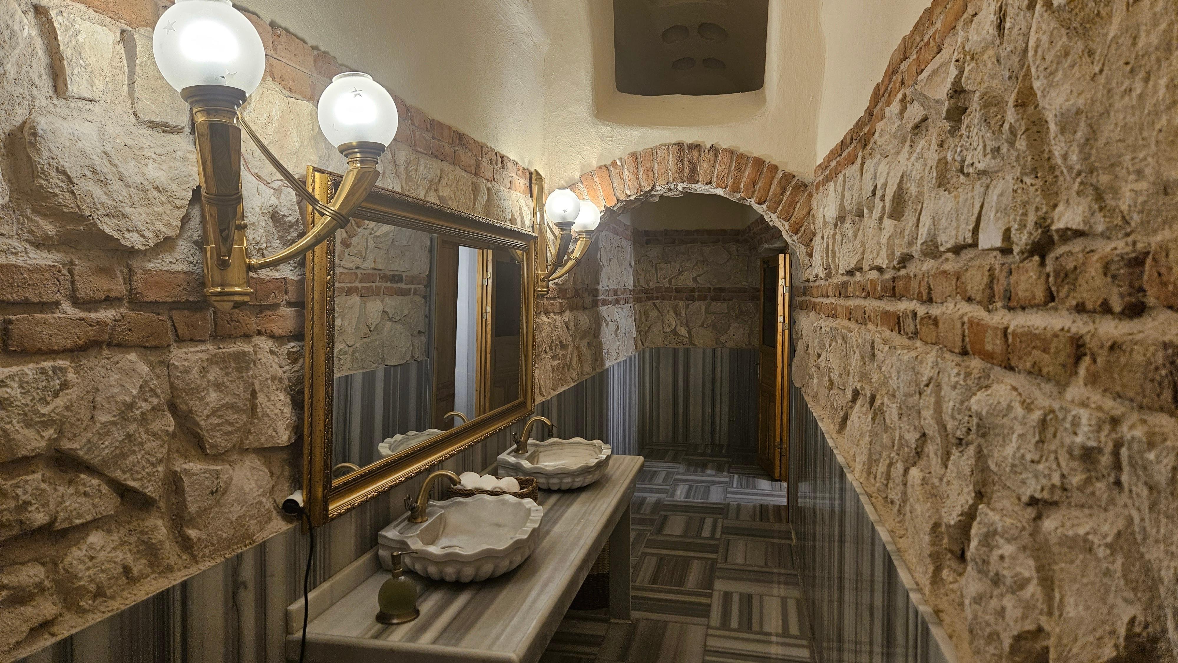 Historic Gedikpasa Hammam Experience with Privacy Options