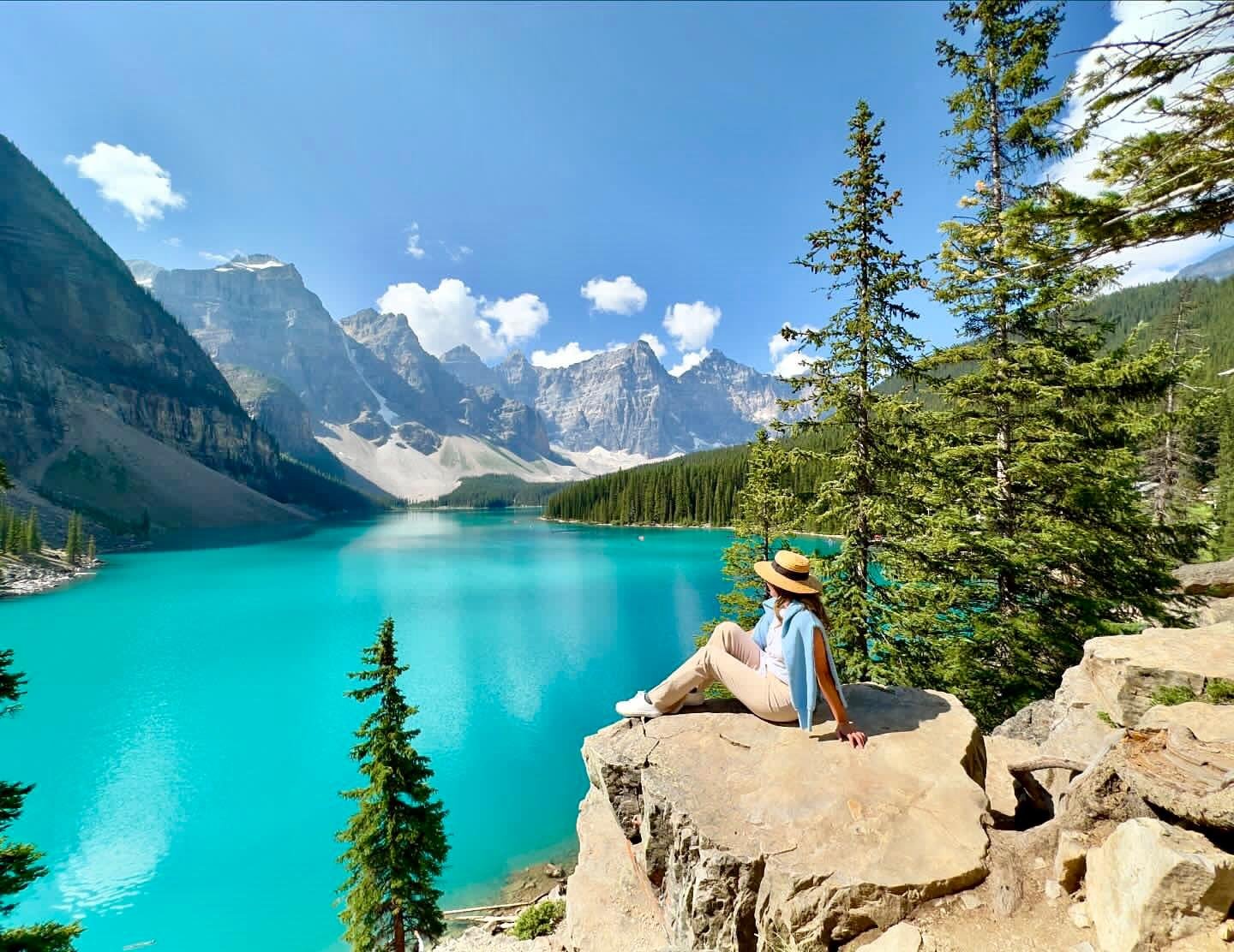 Explore Banff National Park & Lake Louise Day Trip