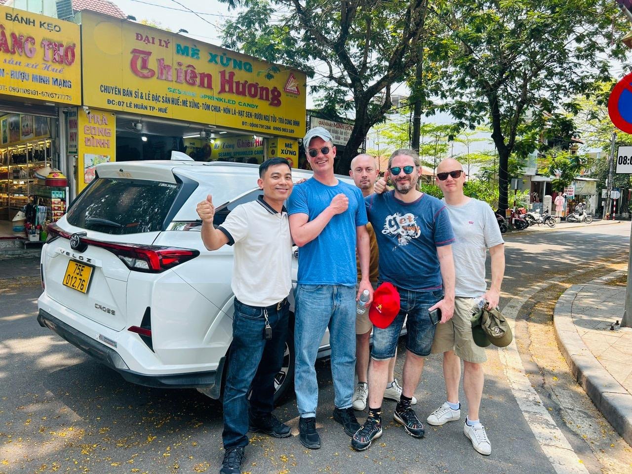 Hue & Hoi An: Private Scenic One-Way Transfer