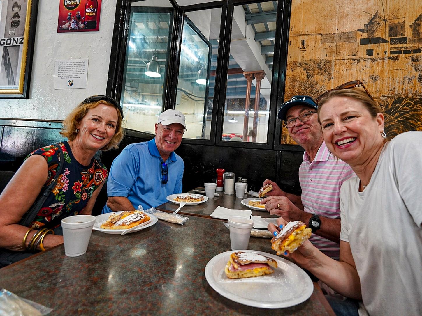 Old San Juan: Private Morning Heritage Walk & Breakfast