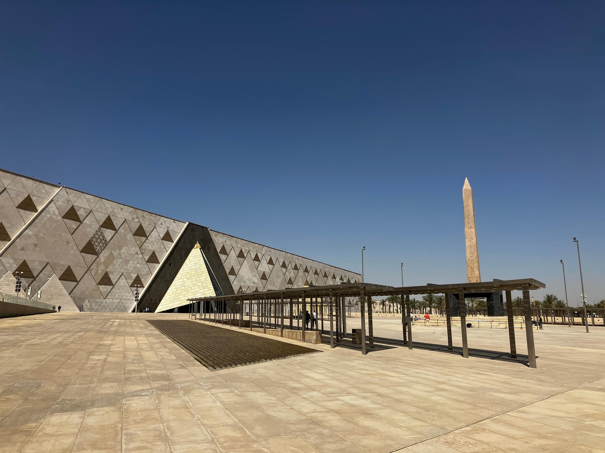 Private Giza Pyramids & Grand Egyptian Museum Explorer