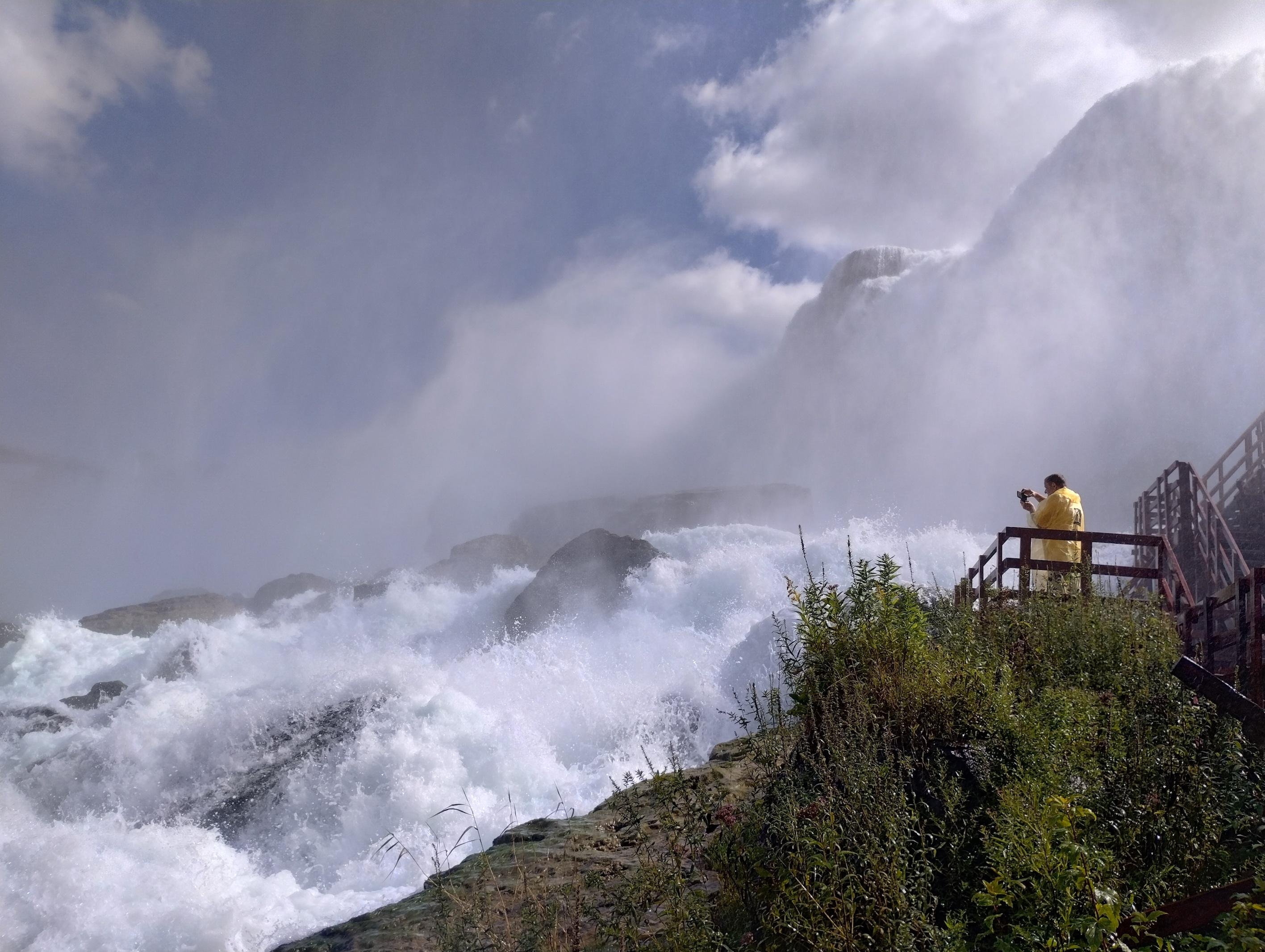 Maid of the Mist boat ride tickets Niagara Falls USA — image 12