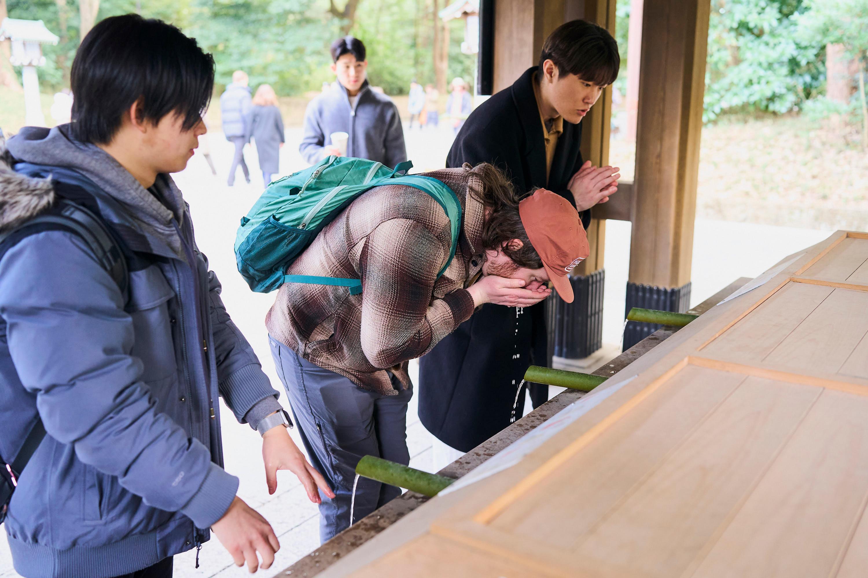 Tokyo Meiji Shrine Walking Tour: Shinto Faith & Imperial Legacy