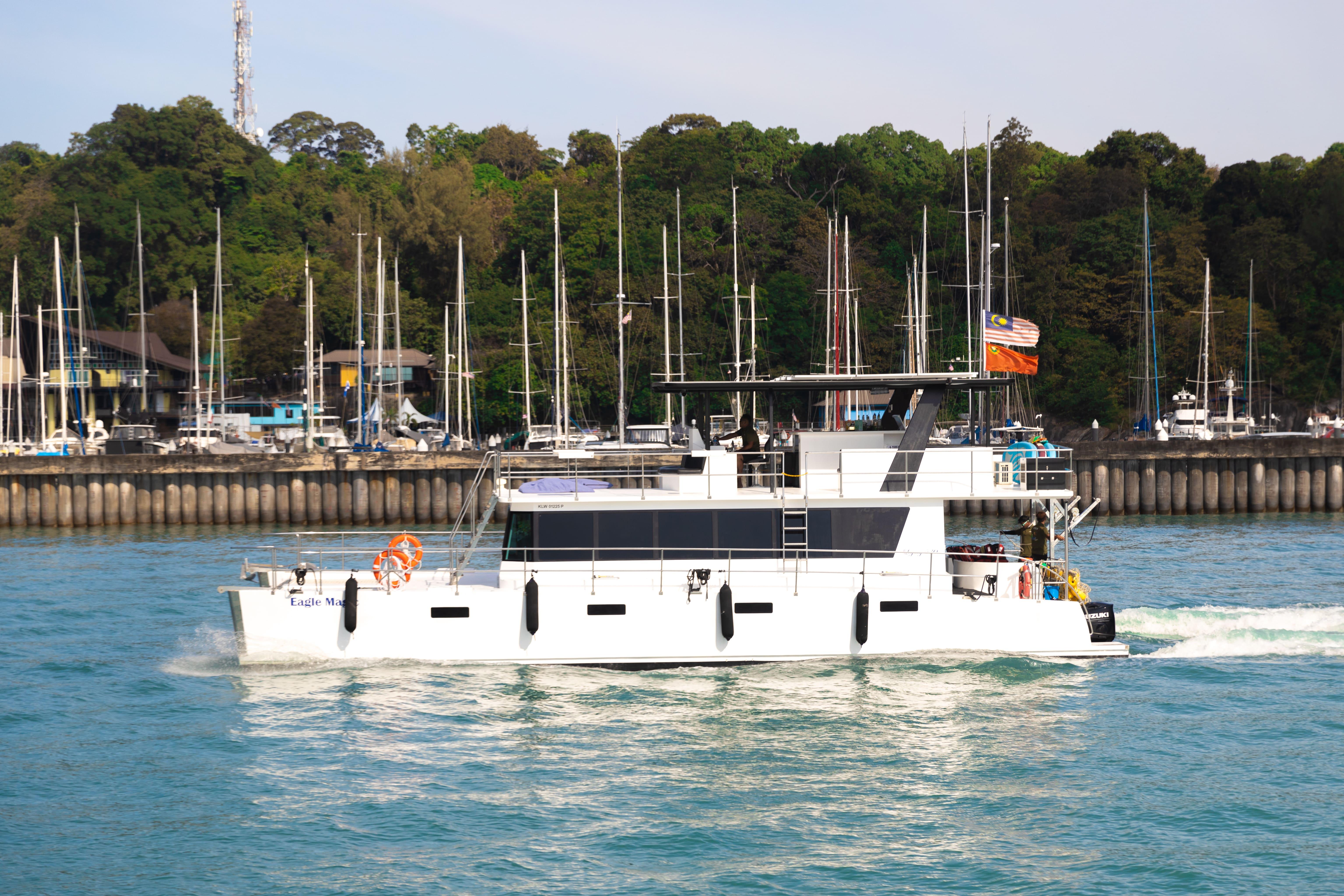 Langkawi Luxury Sunset Catamaran with Dinner & Drinks